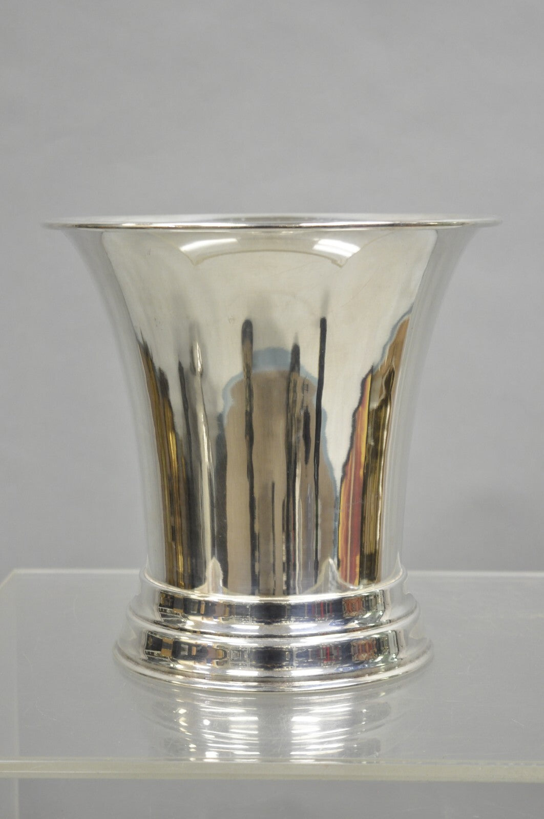Vintage English Modernist Fluted Trumpet Champagne Wine Chiller Ice Bucket