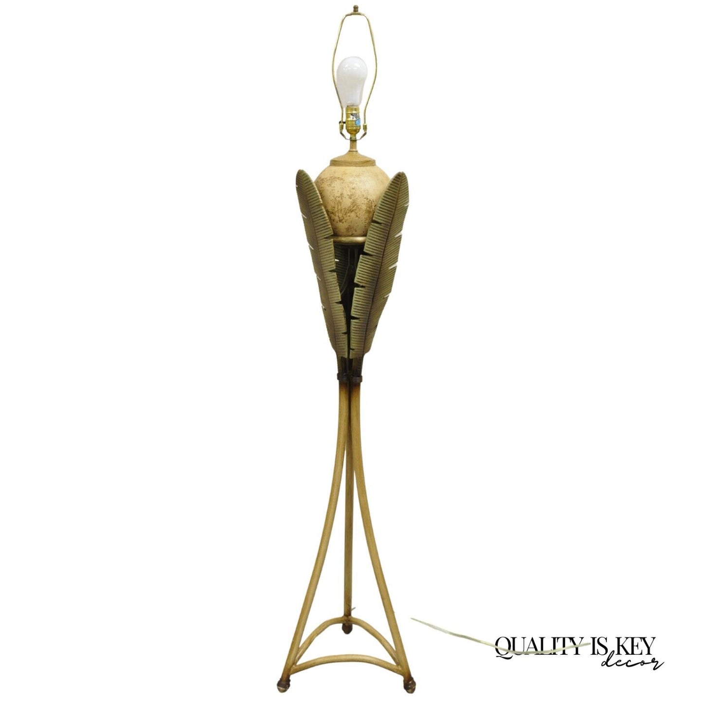 Vintage Hollywood Regency Metal Bamboo Palm Leaf Tropical Floor Lamp