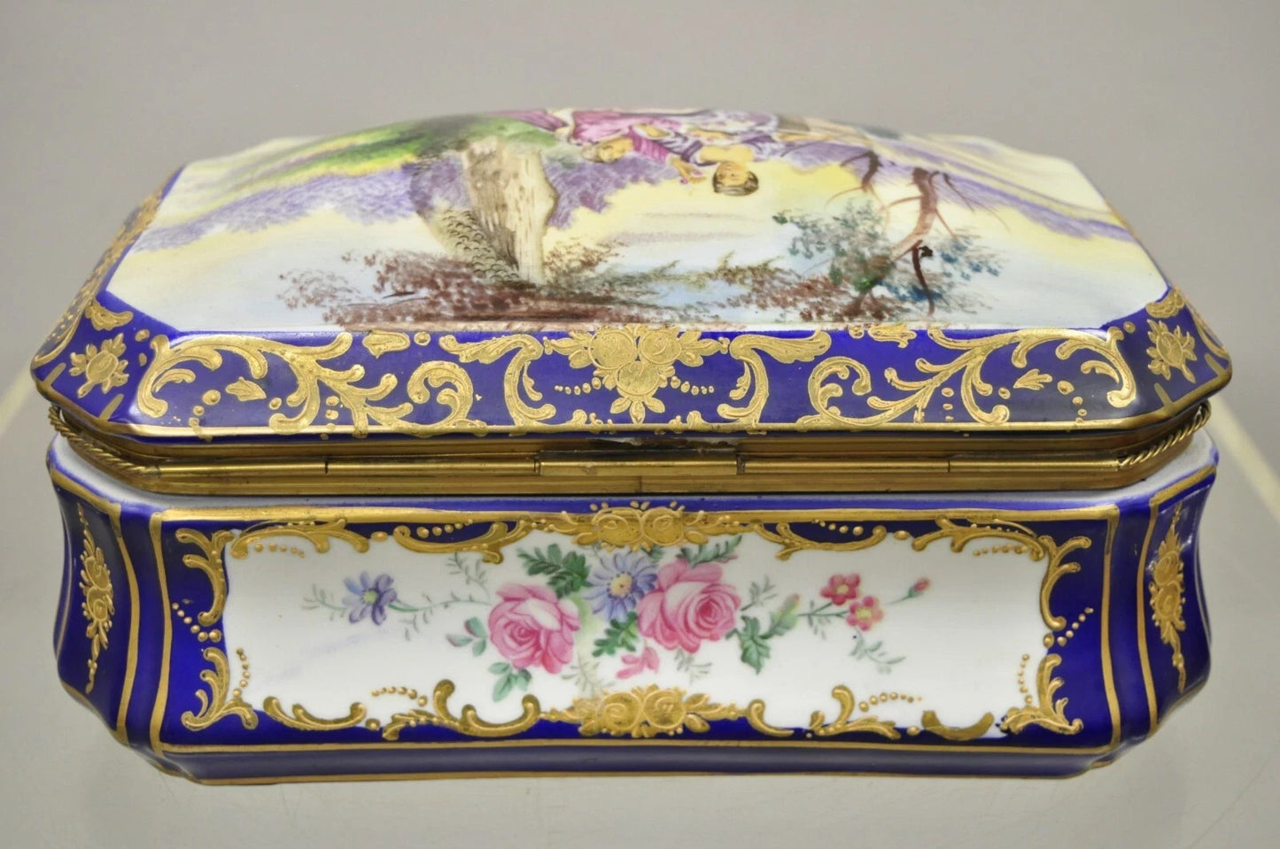 Antique French Victorian Porcelain Hand Painted Hinged Jewelry Trinket Box
