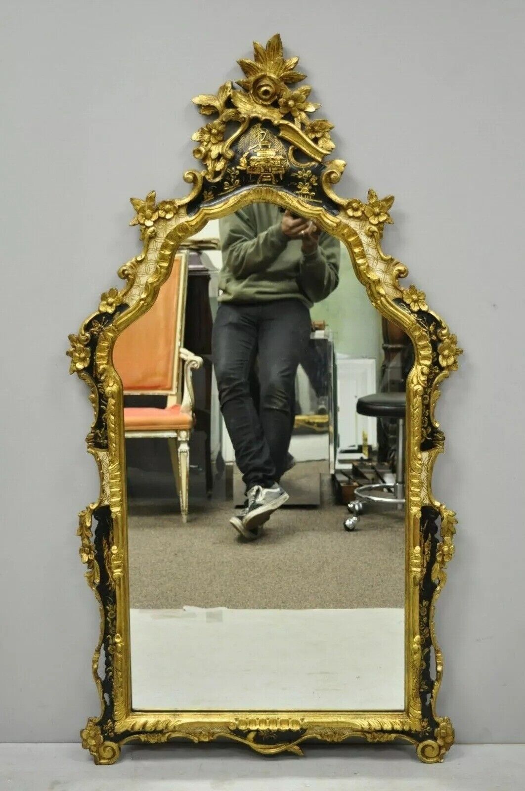 Vintage Chinoiserie Japanned Rococo Italian Gold Gilt Carved Wood Wall Mirror