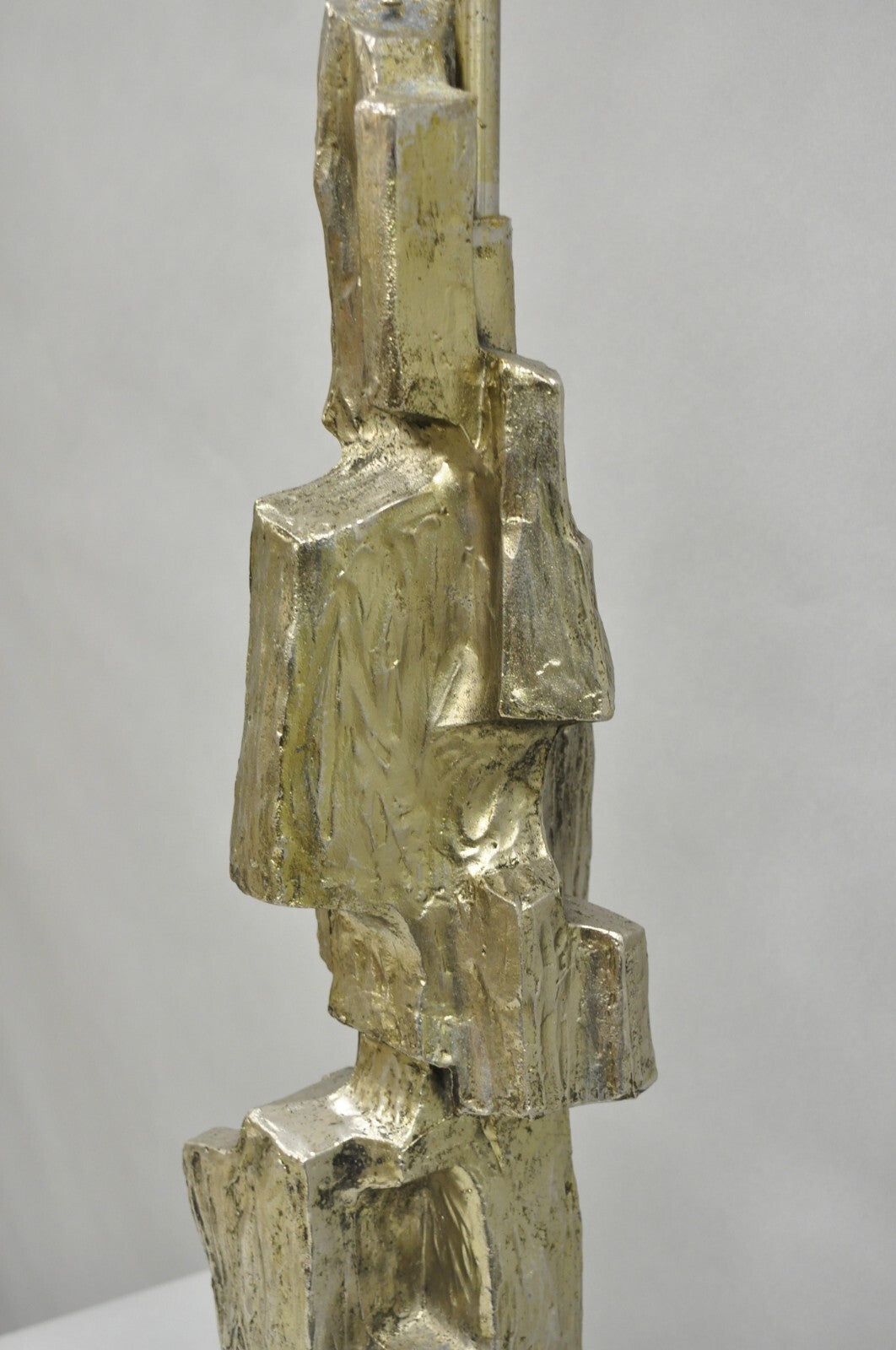 Vintage Richard Barr for Laurel Brutalist Mid Century Modern Metal Table Lamp