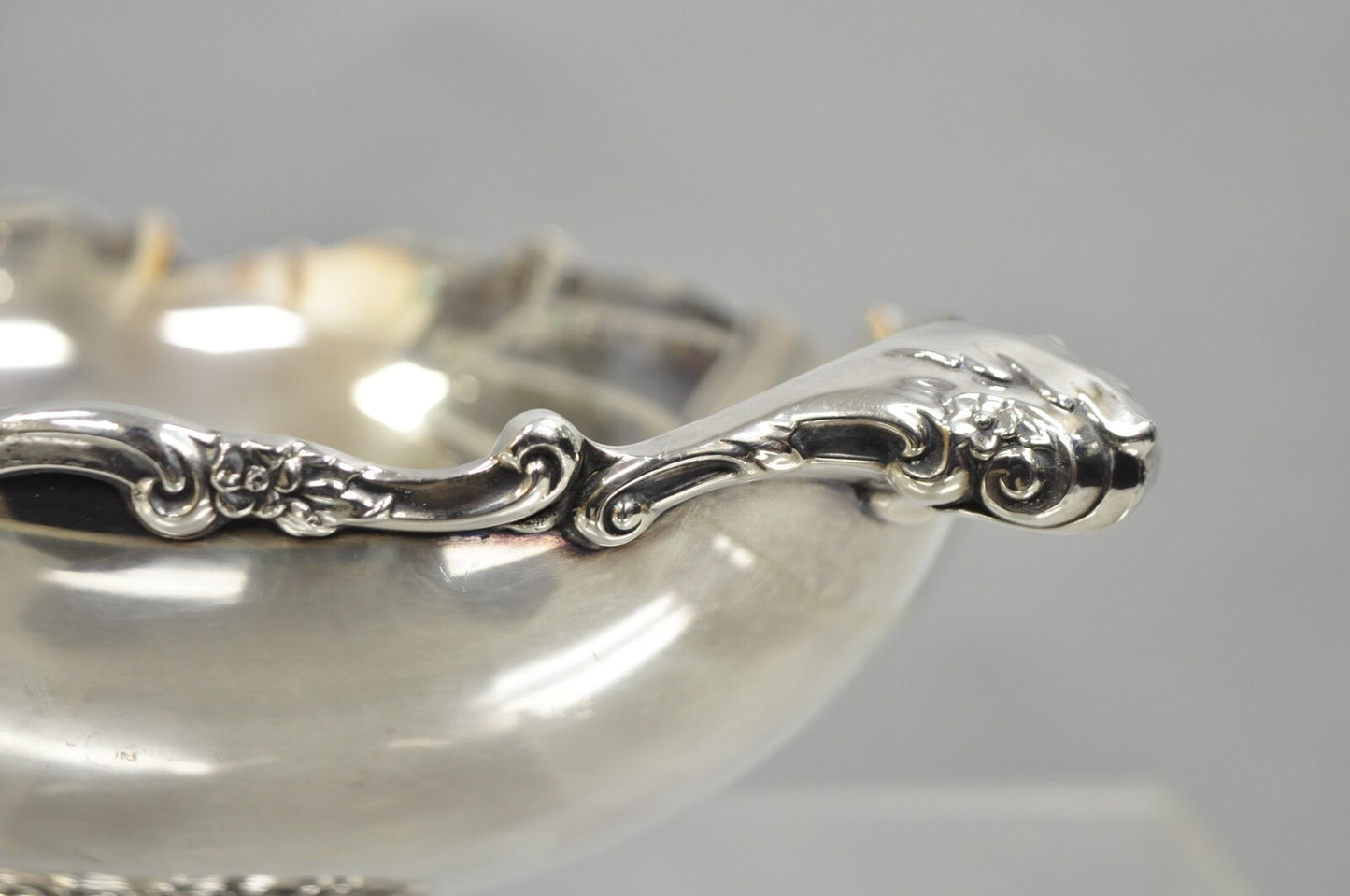 Vintage Victorian Silver Plated Oval Pedestal Centerpiece Fruit Bowl By Lunt