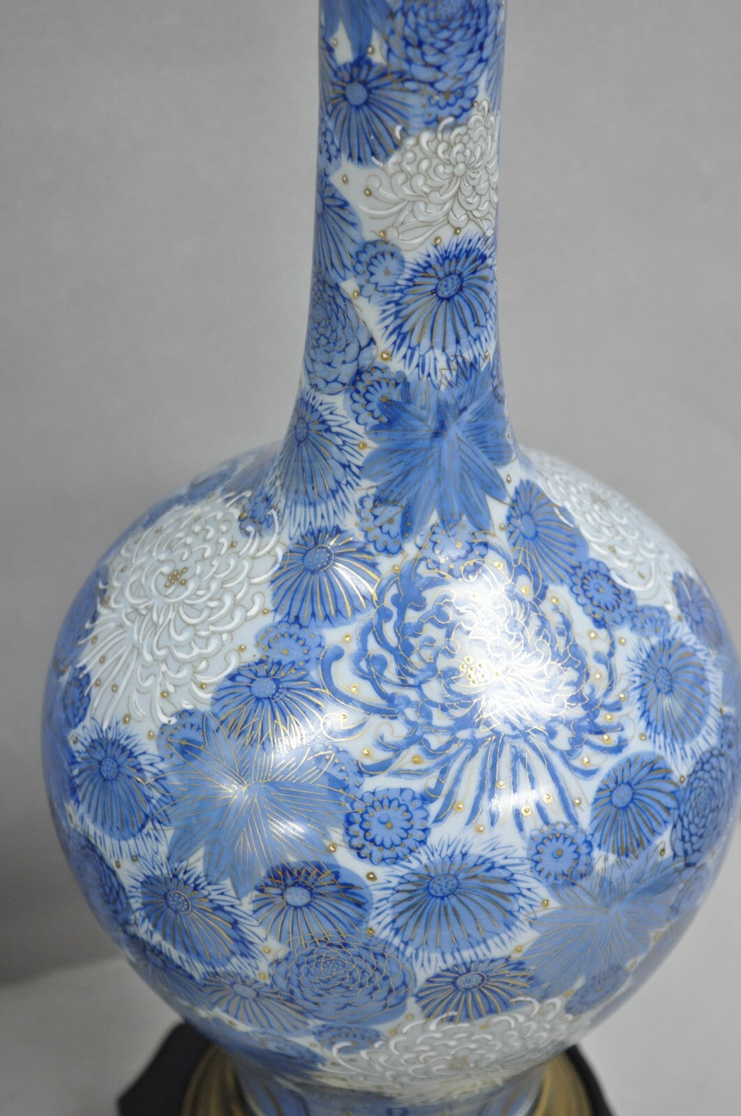 Vintage Paul Hanson Chinoiserie Blue Poreclain Flower Oriental Table Lamp Pair