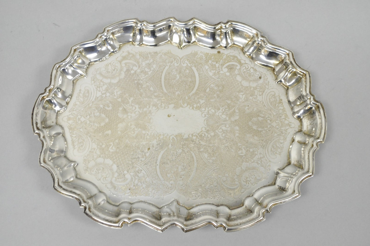 Vintage Kent Silversmiths Scalloped Silver Plated Serving Tray Trinket Dish