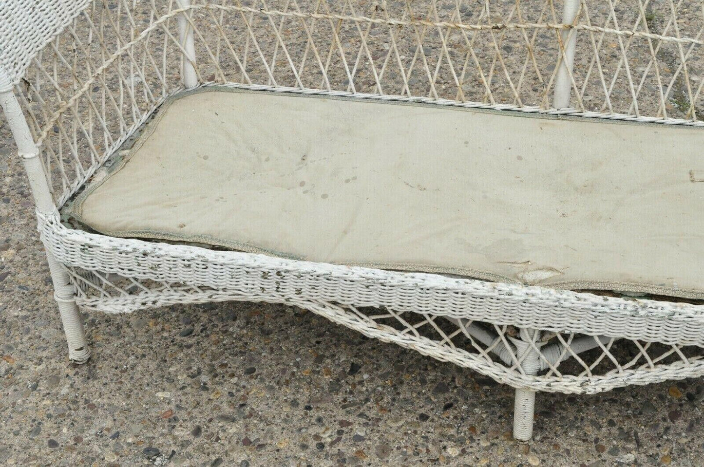 Antique Victorian Wicker Rattan White Painted Sunroom Patio Furniture Sofa