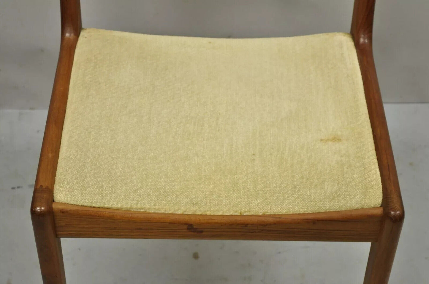 Vintage Mid Century Modern Danish Style Teak Wood Dining Chair by Sun Furniture