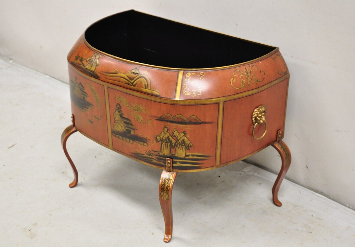 Italian Red Tole Chinoiserie Gilt Decorated Floor Jardiniere Planter