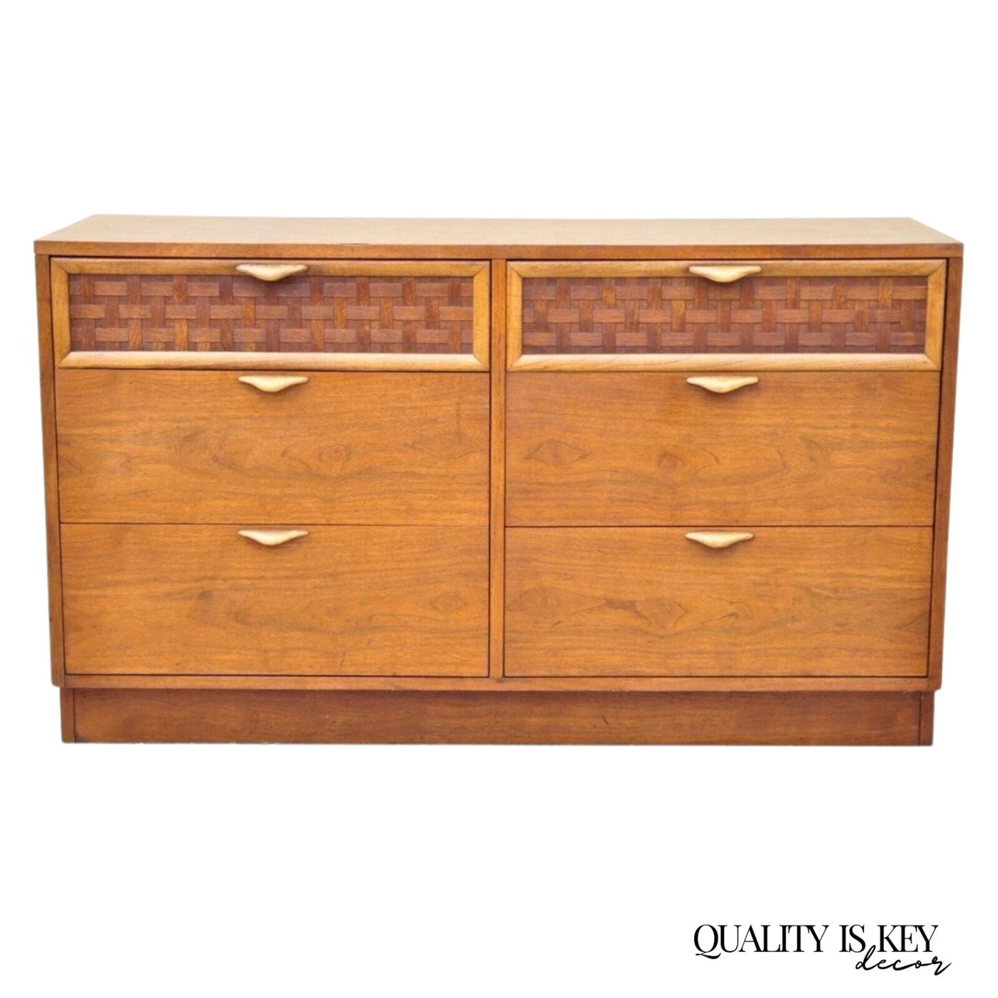 Lane Perception Altavista Mid Century Modern Walnut Laminate Top Dresser Chest