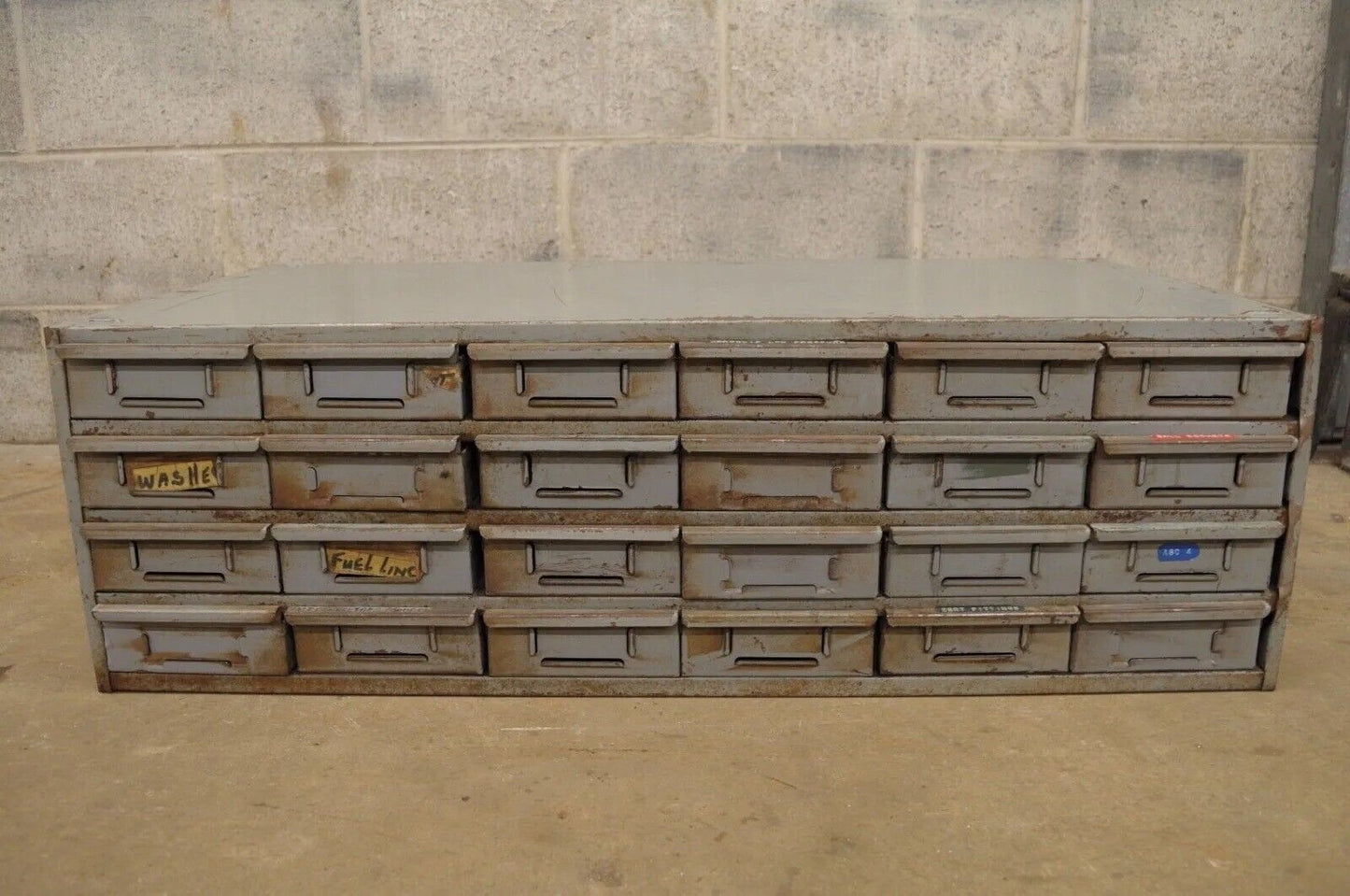 Lyon 24 Drawer Steel Metal Industrial Storage Tool Parts Cabinet Organizer (B)