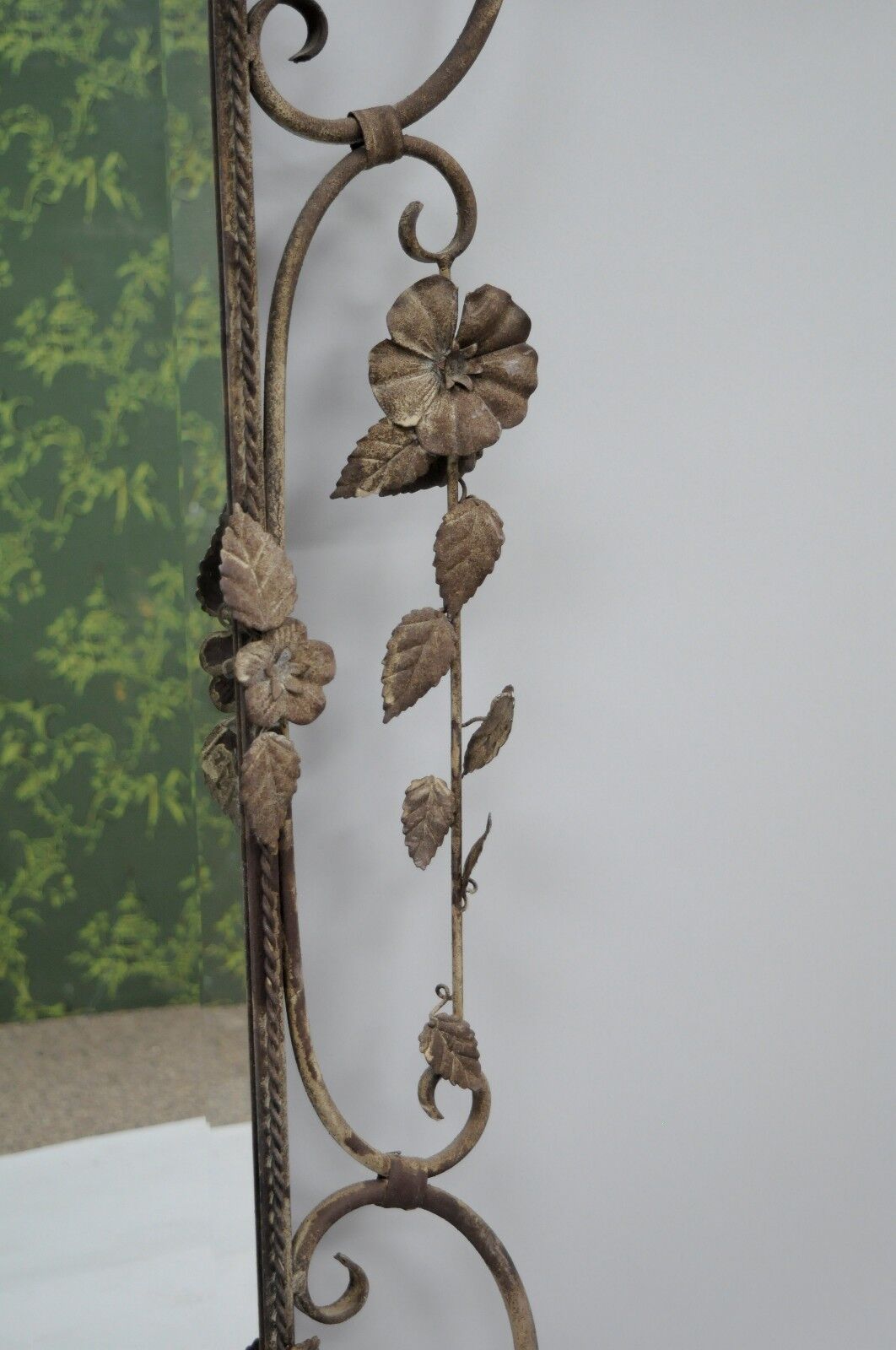 Italian Hollywood Regency Iron Tole Metal Wheat Sheaf Scroll Wall Mirror 50 x 31