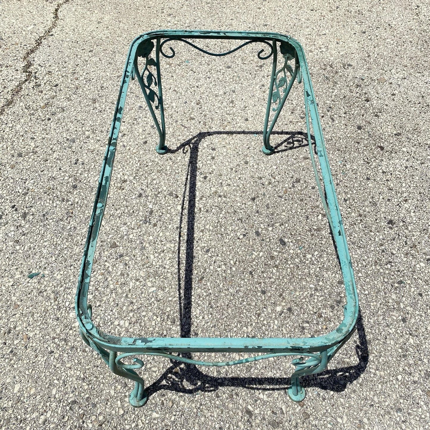 Vintage Woodard Chantilly Rose Green Wrought Iron Garden Patio Coffee Table
