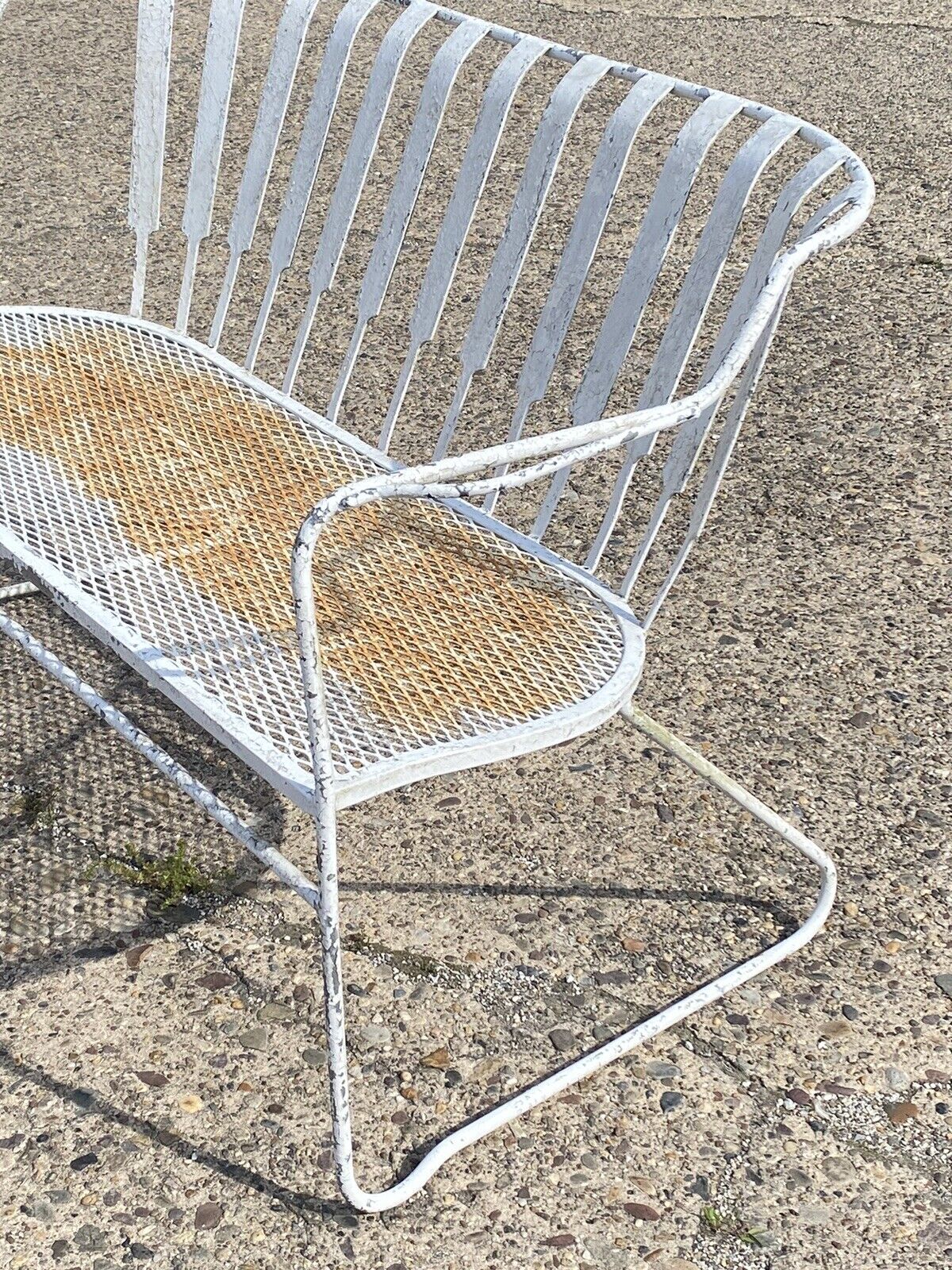 Vtg Mid Century Modern Wrought Iron White Sculptural Garden Patio Loveseat Sofa