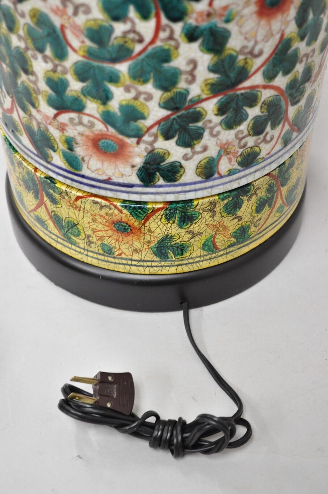 Vintage Chinoiserie Chinese Ginger Jar Green Flower Painted Oriental Table Lamp