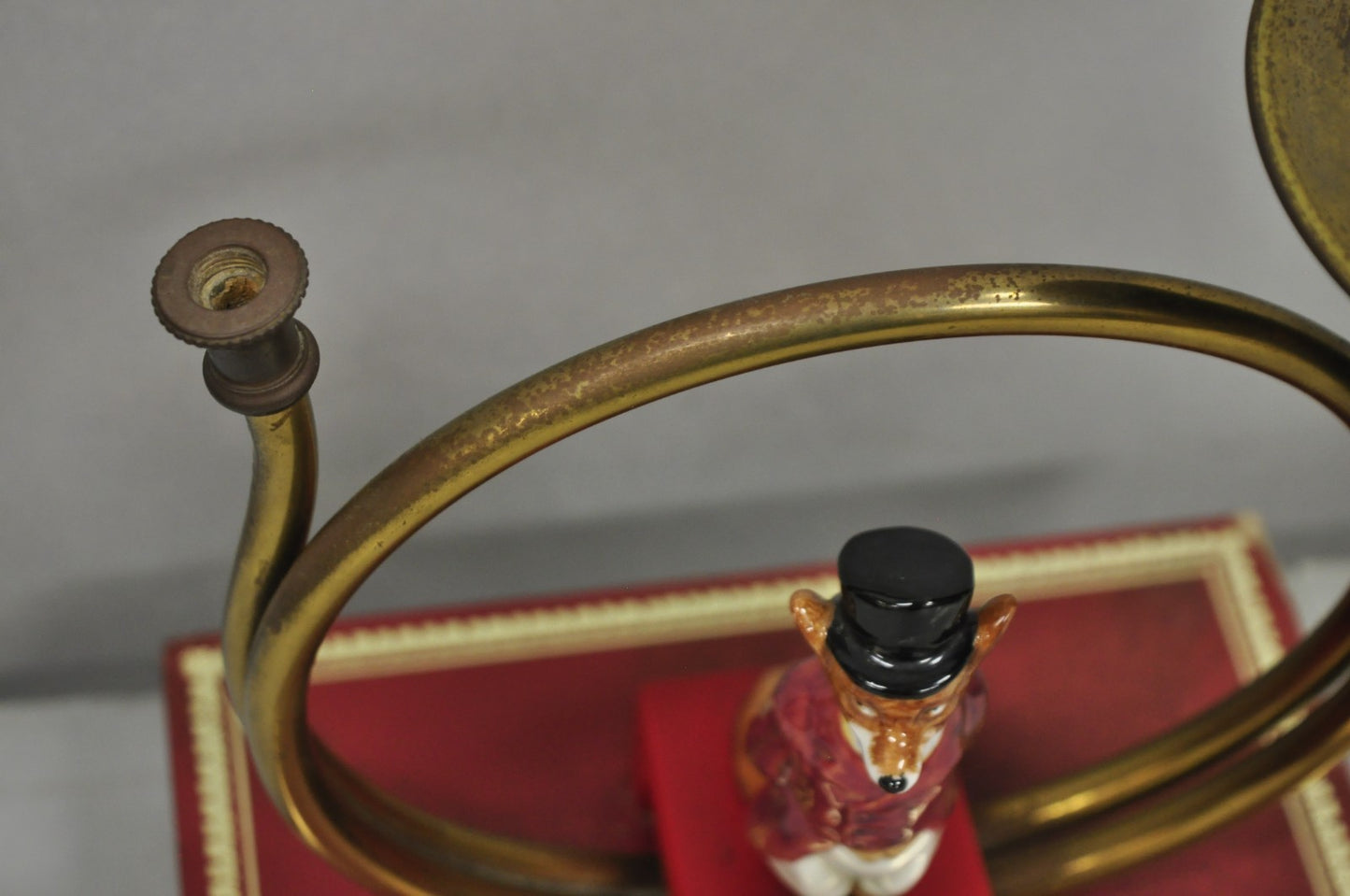 Vintage Equestrian Porcelain Snooty Mr Fox Brass Trumpet on Red Book Table Lamp