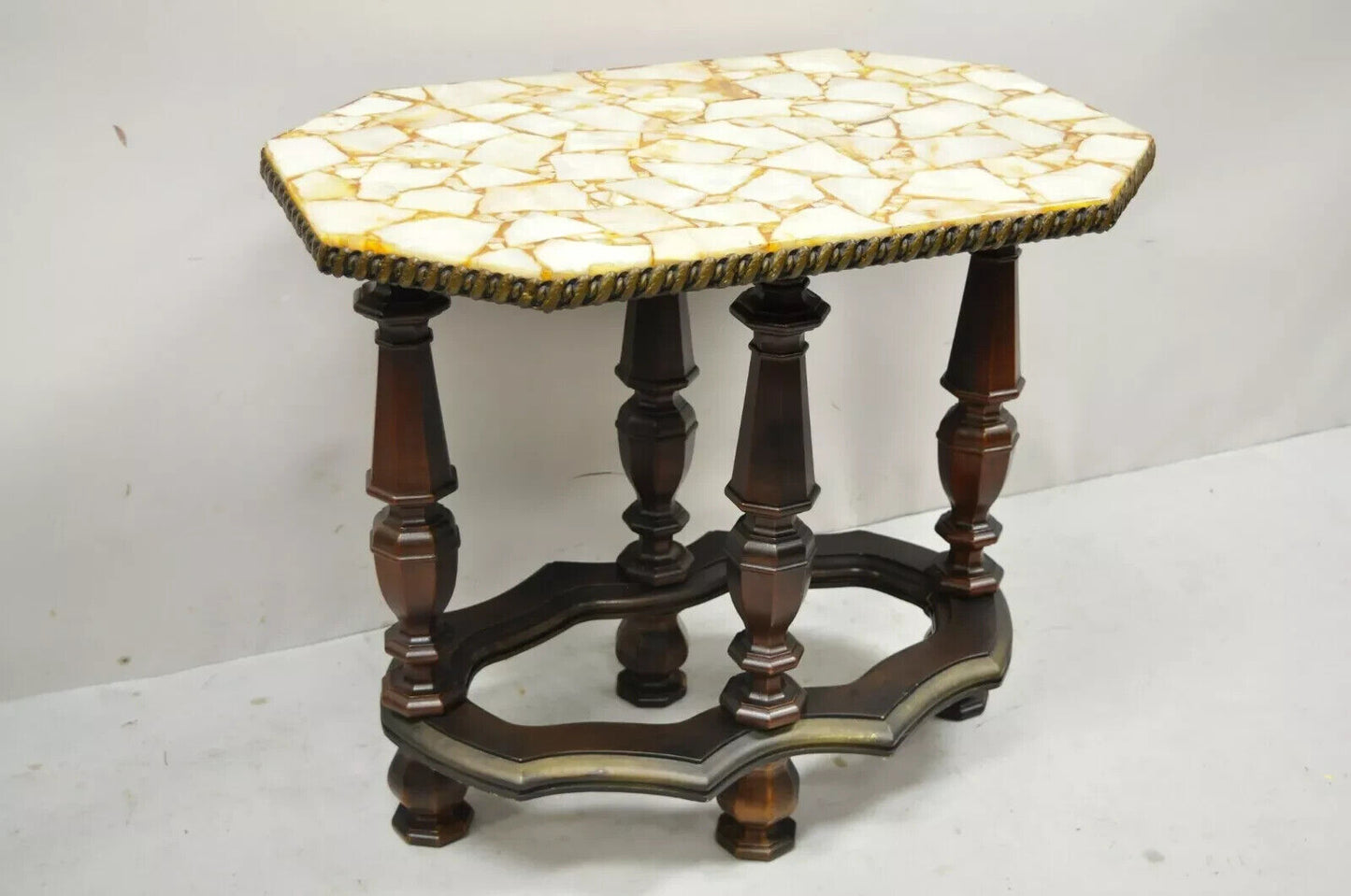 Vintage Modern Mediterranean Style Resin Specimen Top Side Lamp End Table