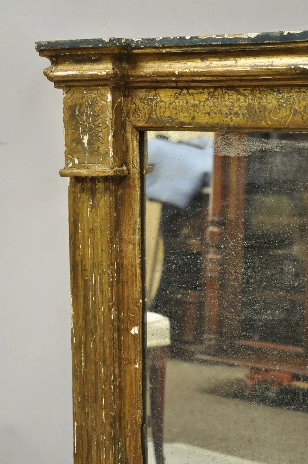 Antique Italian Florentine Giltwood Distressed Gold Looking Glass Wall Mirror