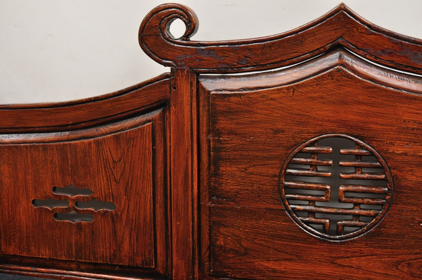 Vintage Chinese Mahogany Carved Wood Pagoda Sofa Hall Wedding Bench