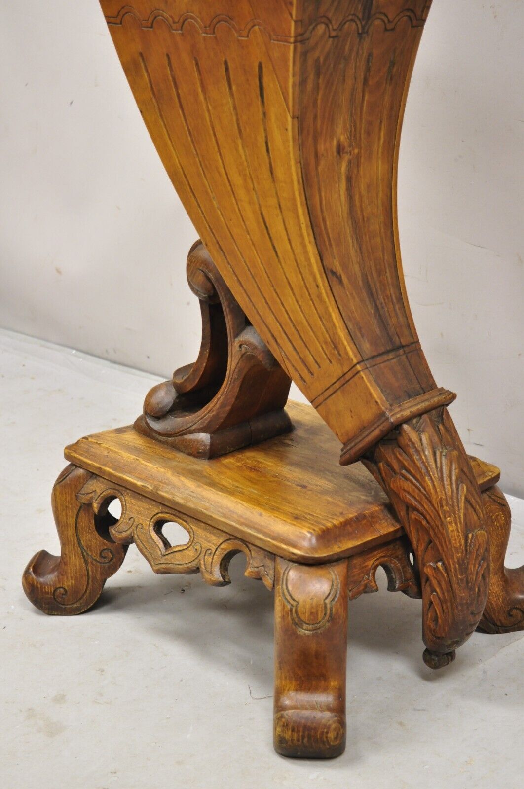 Vintage Carved Teak Wood Fretwork Figural Cornucopia Chinese Plant Stand Planter