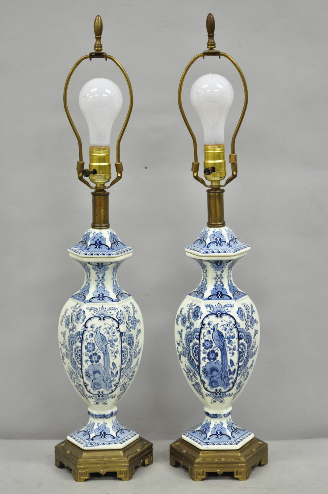 Vintage Chinoiserie Blue & White Porcelain Urn Bird Painted Table Lamps - a Pair