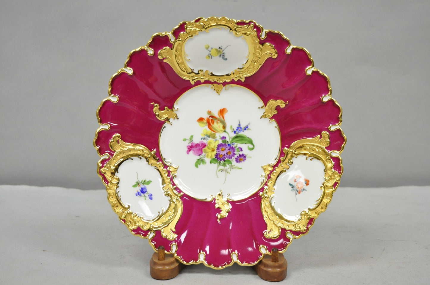 Meissen French Floral Hand Painted Red Porcelain Scalloped Cabinet Plate Bowl