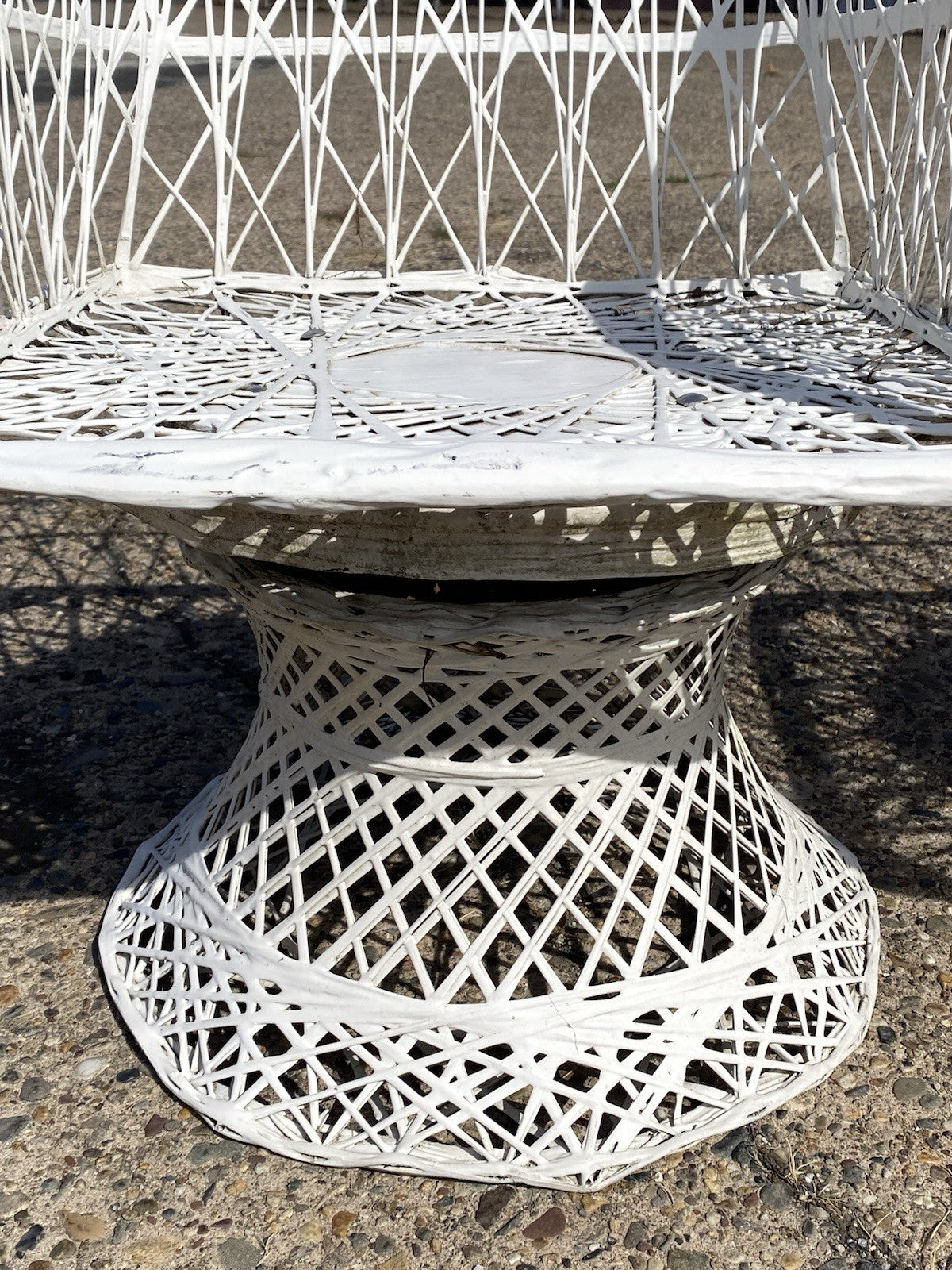 Vintage Russell Woodard Woven Spun Fiberglass Swivel Tilt Outdoor Chairs - Pair