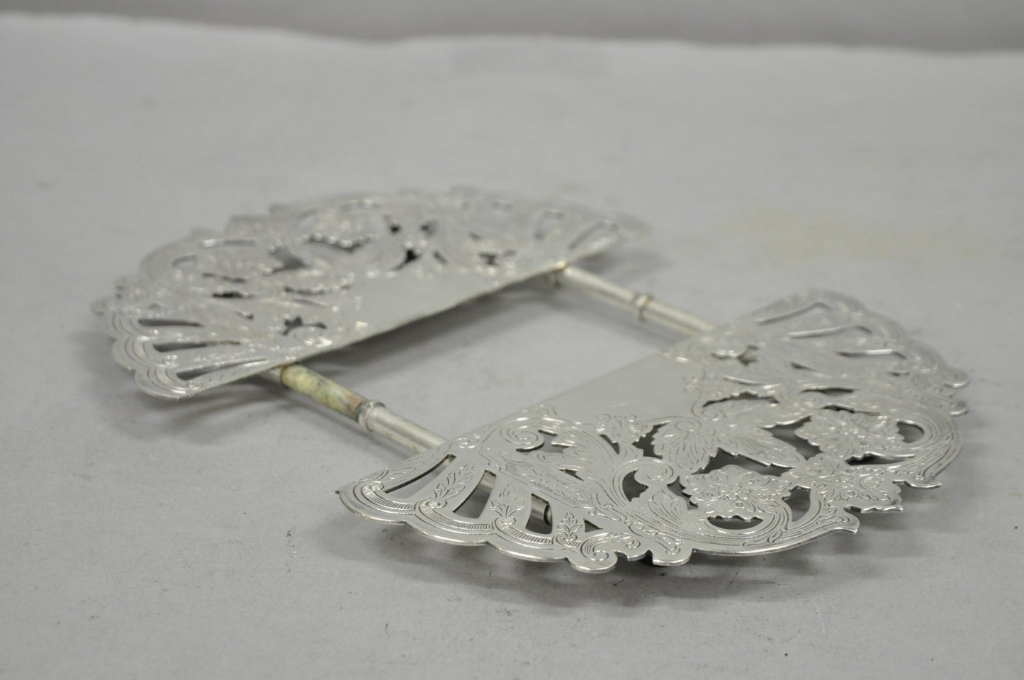 Vintage Wallace 7332 Victorian Style Silver Plated Expanding Pot Trivet (B)