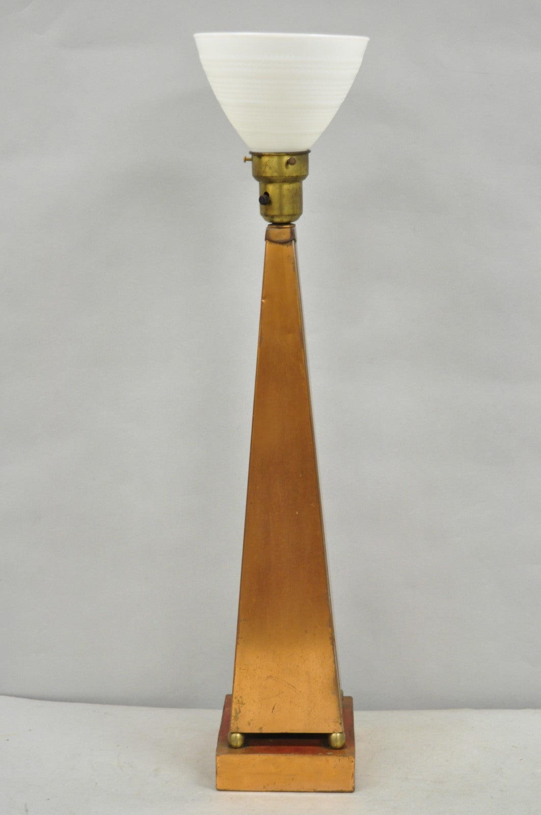 Vintage Architectural Mid Century Modern Copper Metal Obelisk Pyramid Table Lamp