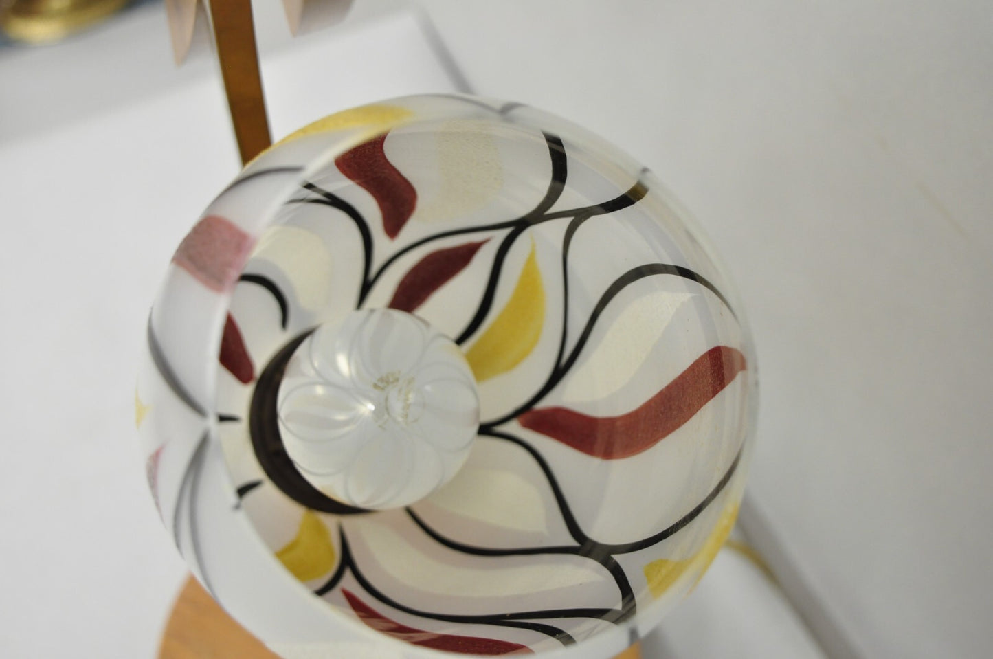 Vintage Mid Century Modern Glass Shade Walnut Tulip Leaf Tall Table Lamp