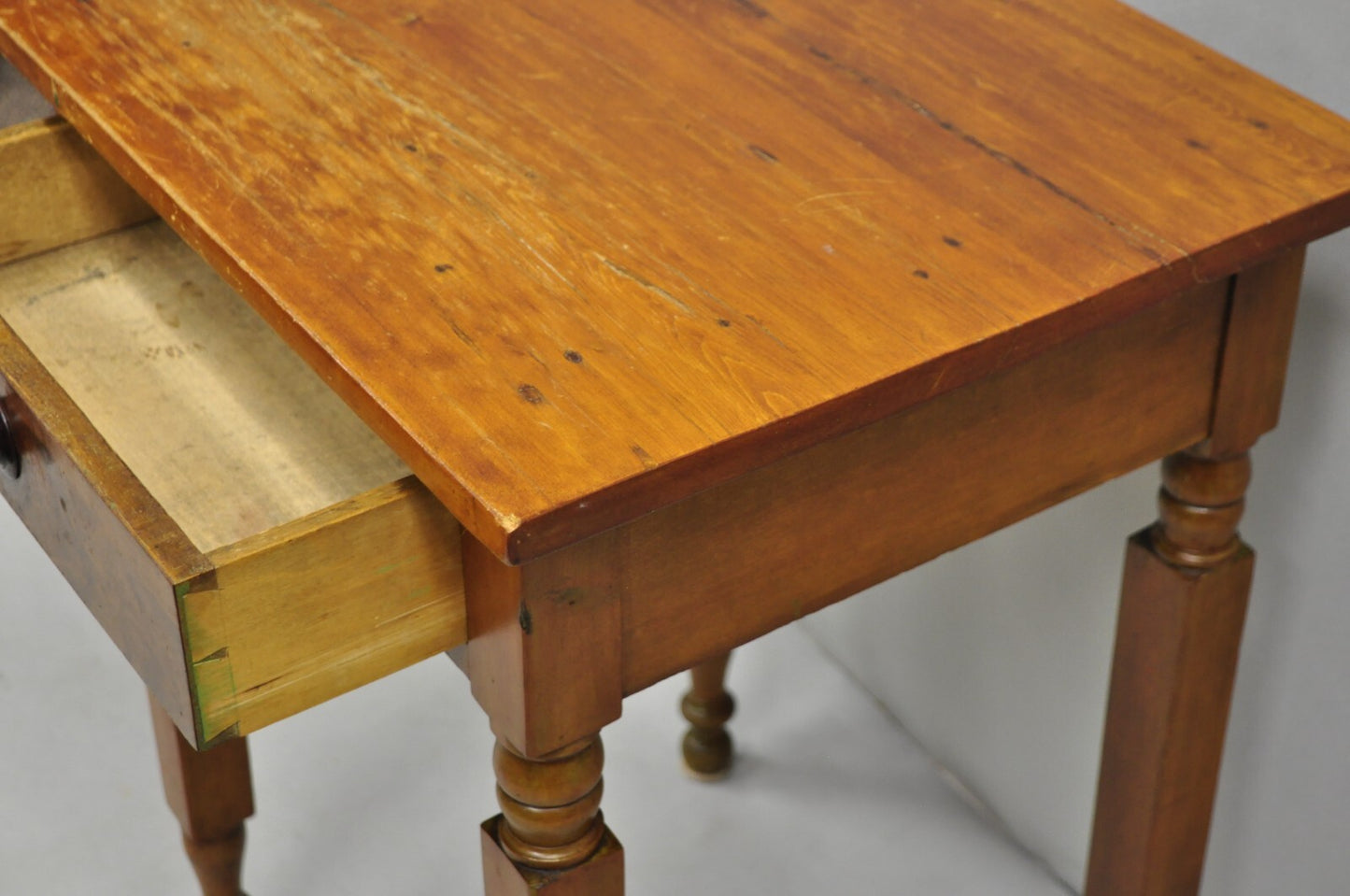 Antique American Colonial Cherry Wood One Drawer Nightstand Work Side Table