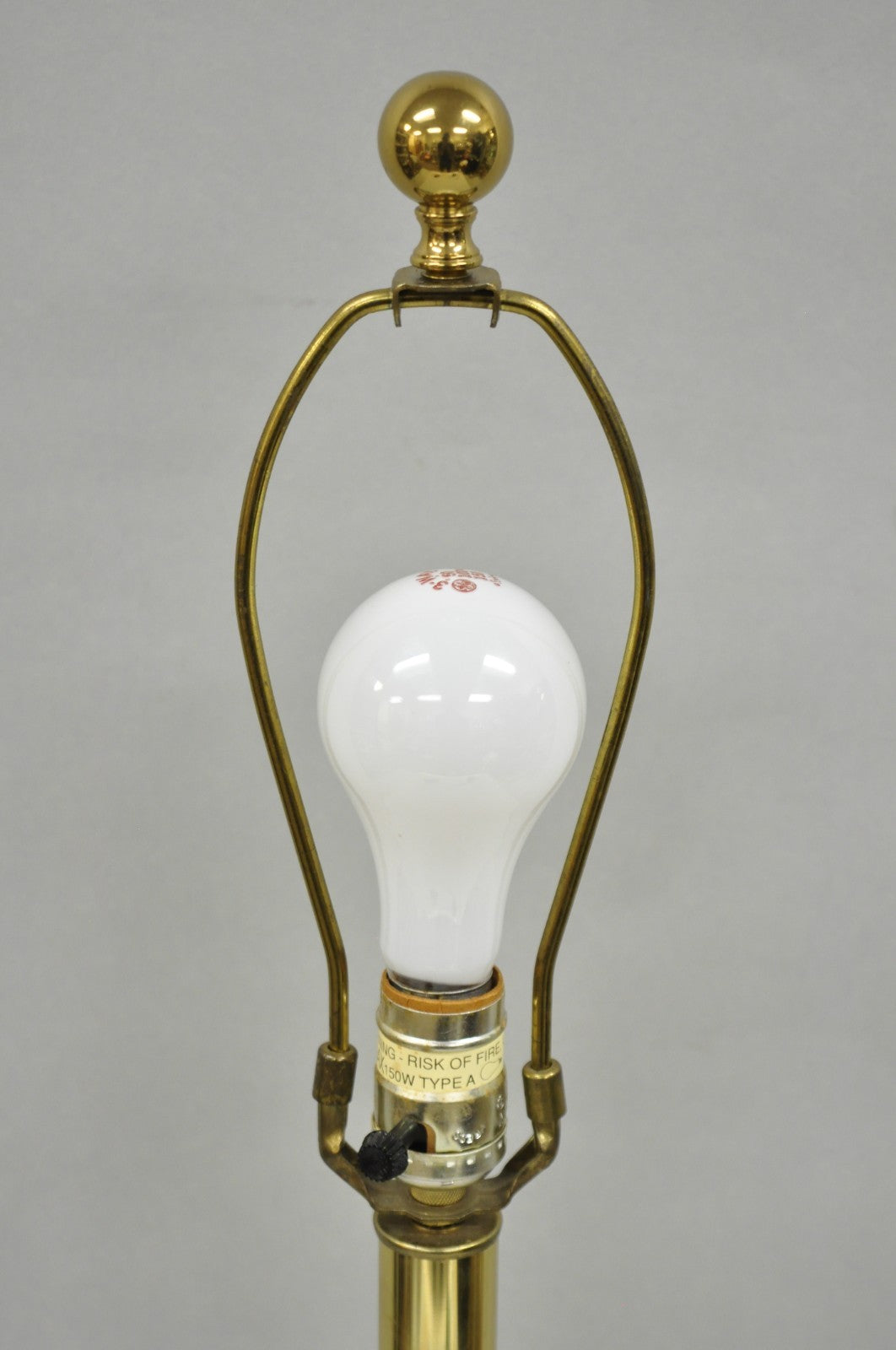 Vintage Hollywood Regency Crystal Glass Pineapple Column Brass Table Lamp