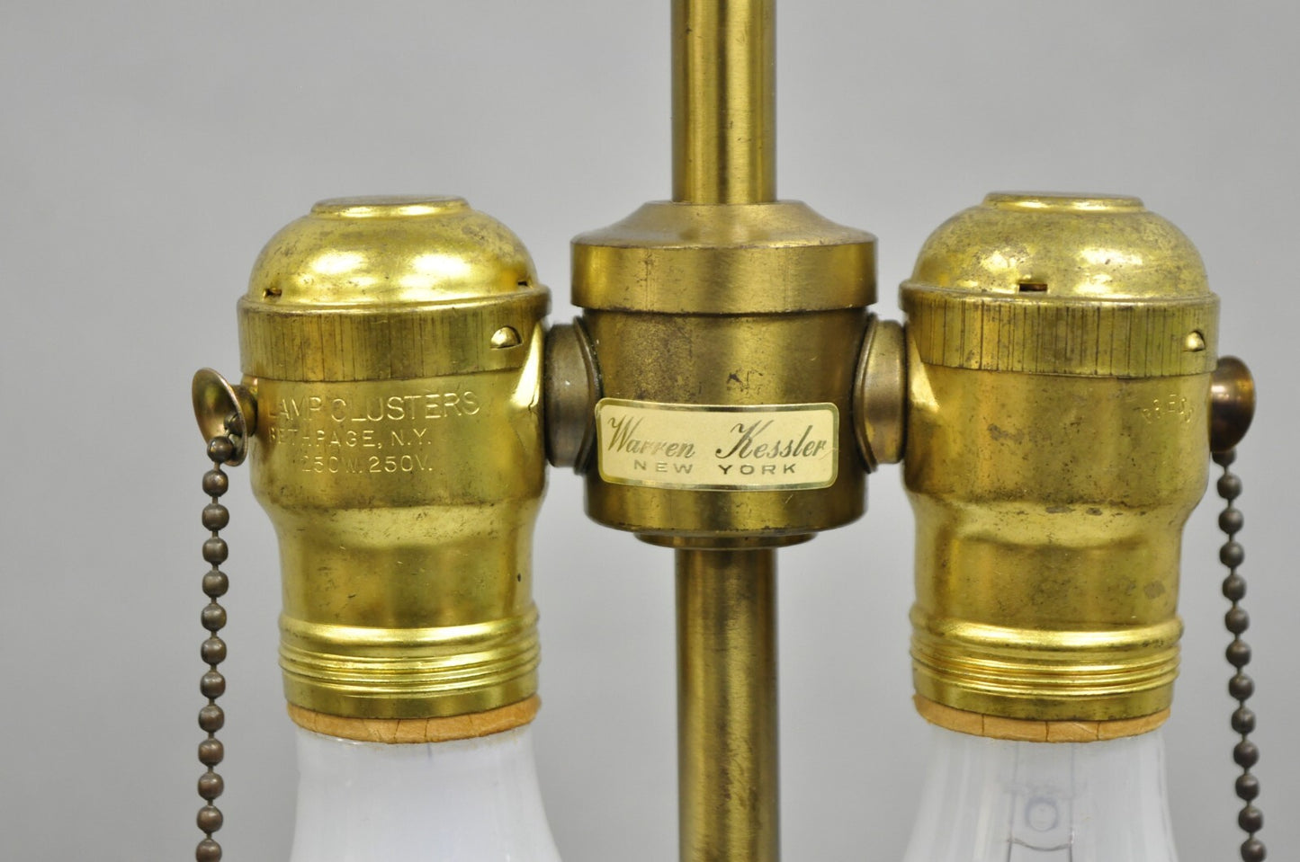 Warren Kessler Chinoiserie Chinese Yellow Porcelain Bulbous Vase Table Lamp