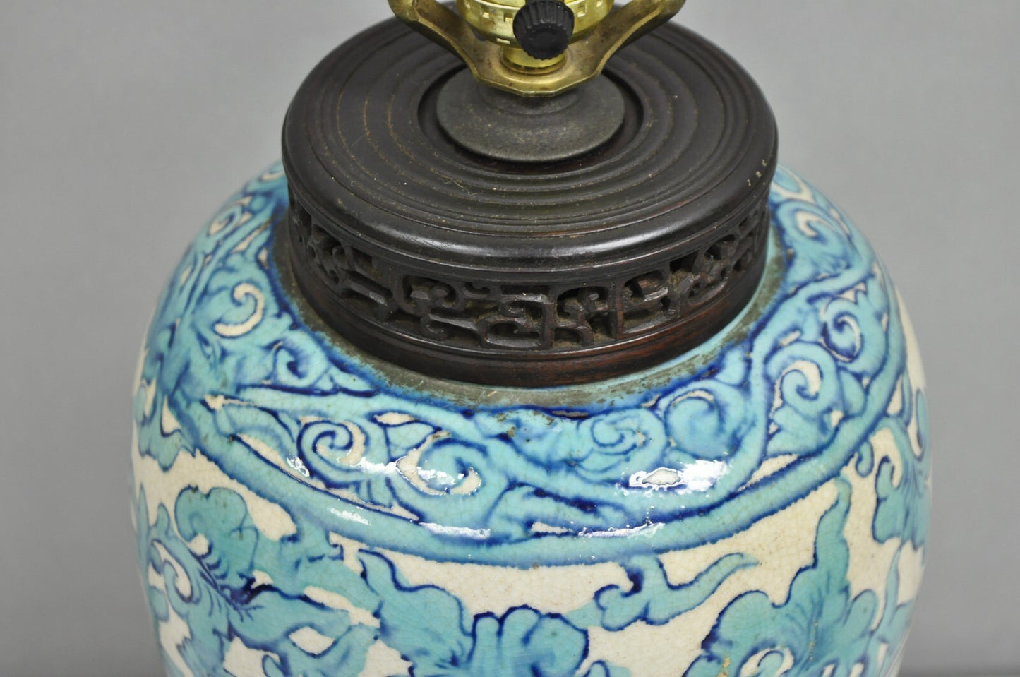 Antique Chinoiserie Chinese Porcelain Blue Ginger Jar Oriental Table Lamp