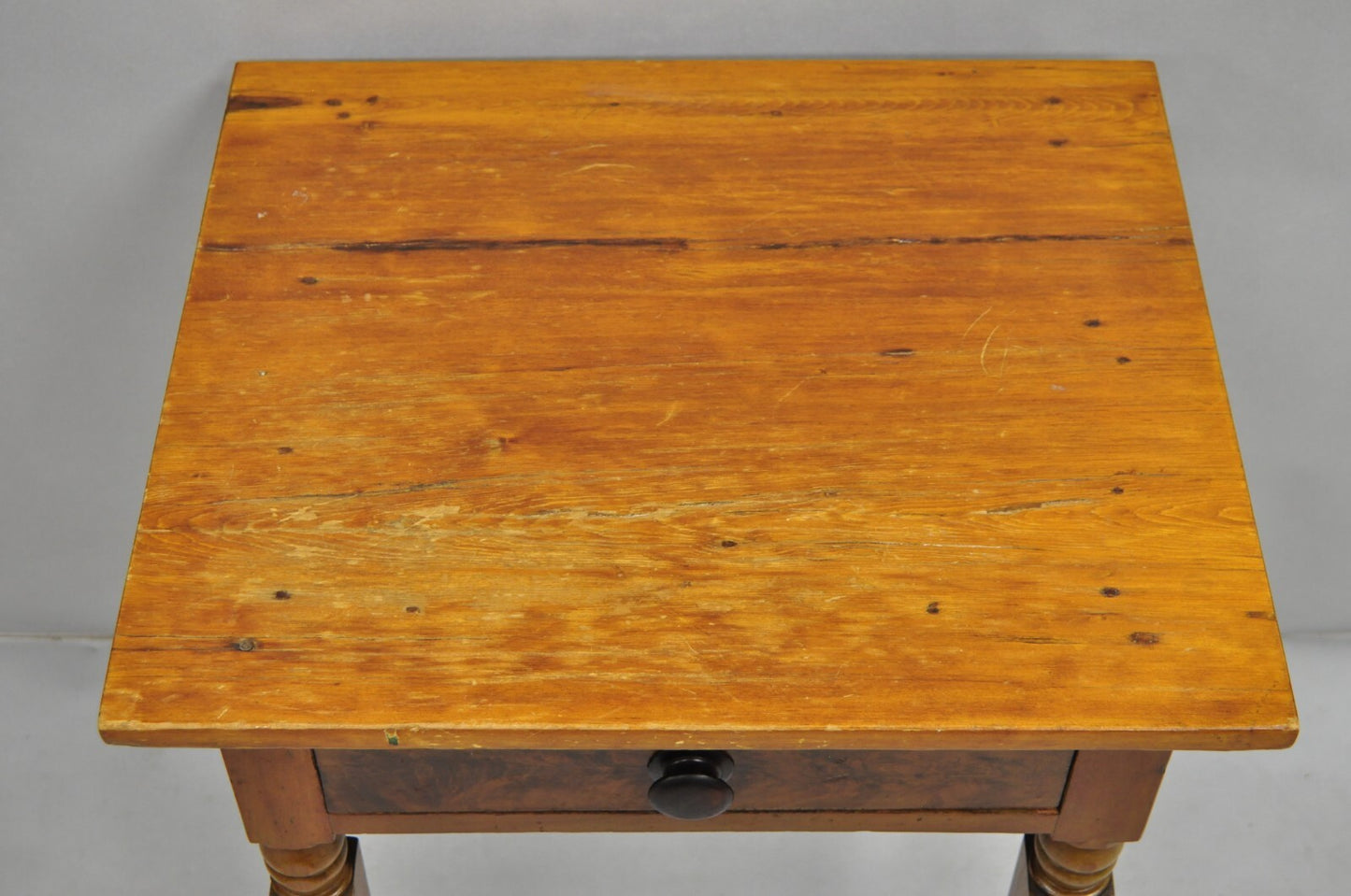 Antique American Colonial Cherry Wood One Drawer Nightstand Work Side Table