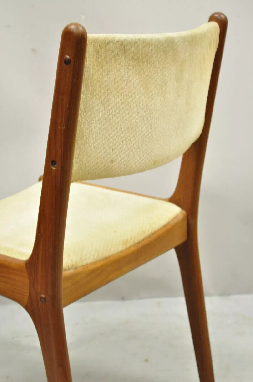 Vintage Mid Century Modern Danish Style Teak Wood Dining Chair by Sun Furniture