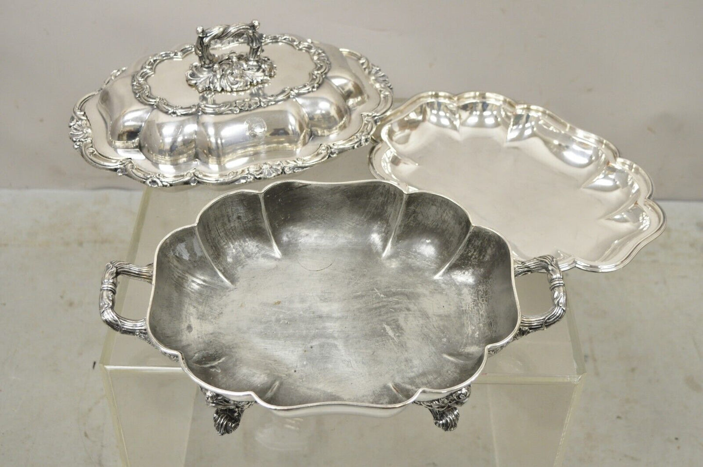 Georgian English Sheffield Ornate Scalloped Lidded Serving Dish Food Warmer