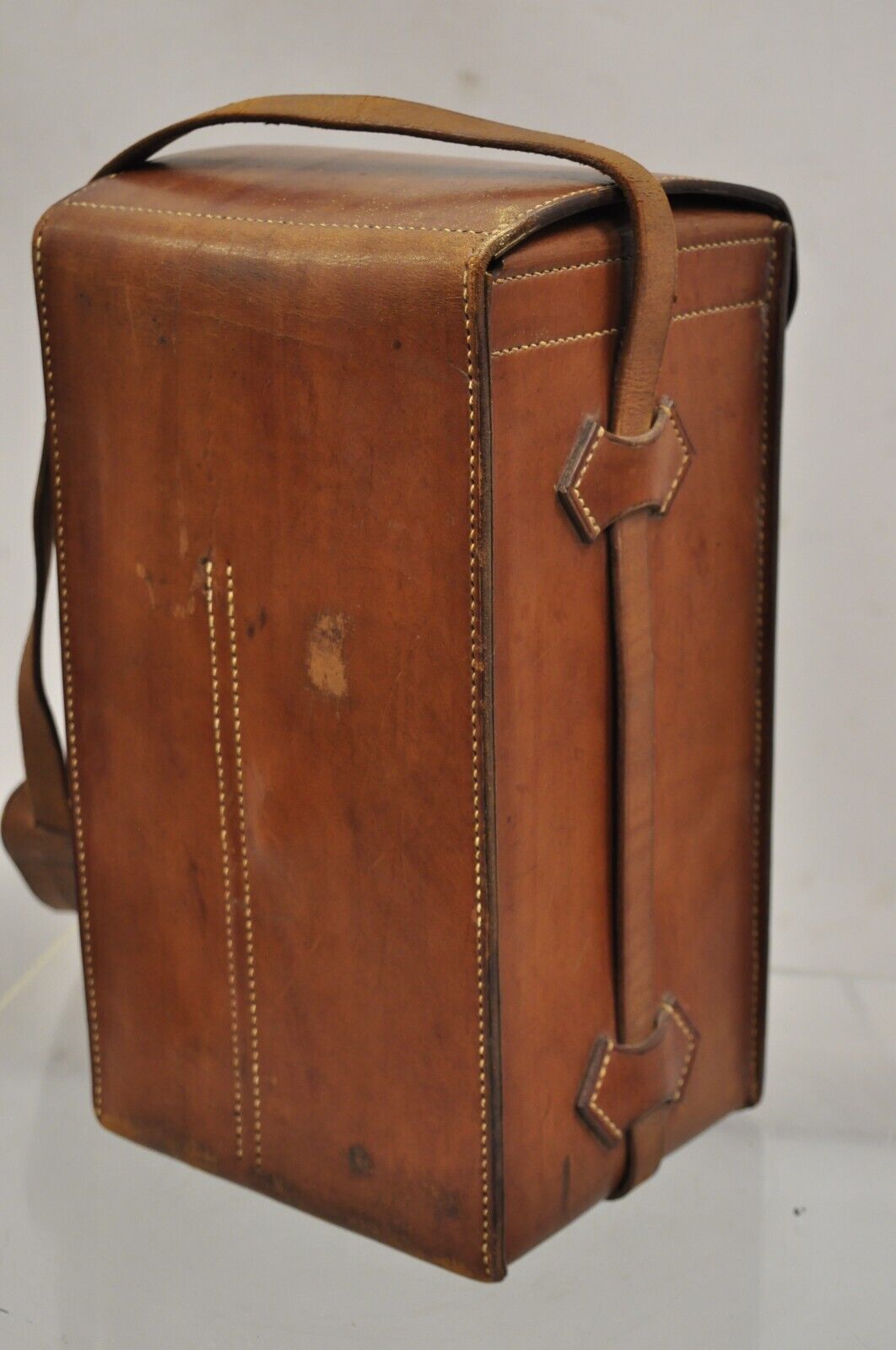 Vintage Sun Lite II Speed Flash and Portable Battery Pack in Brown Leather Case