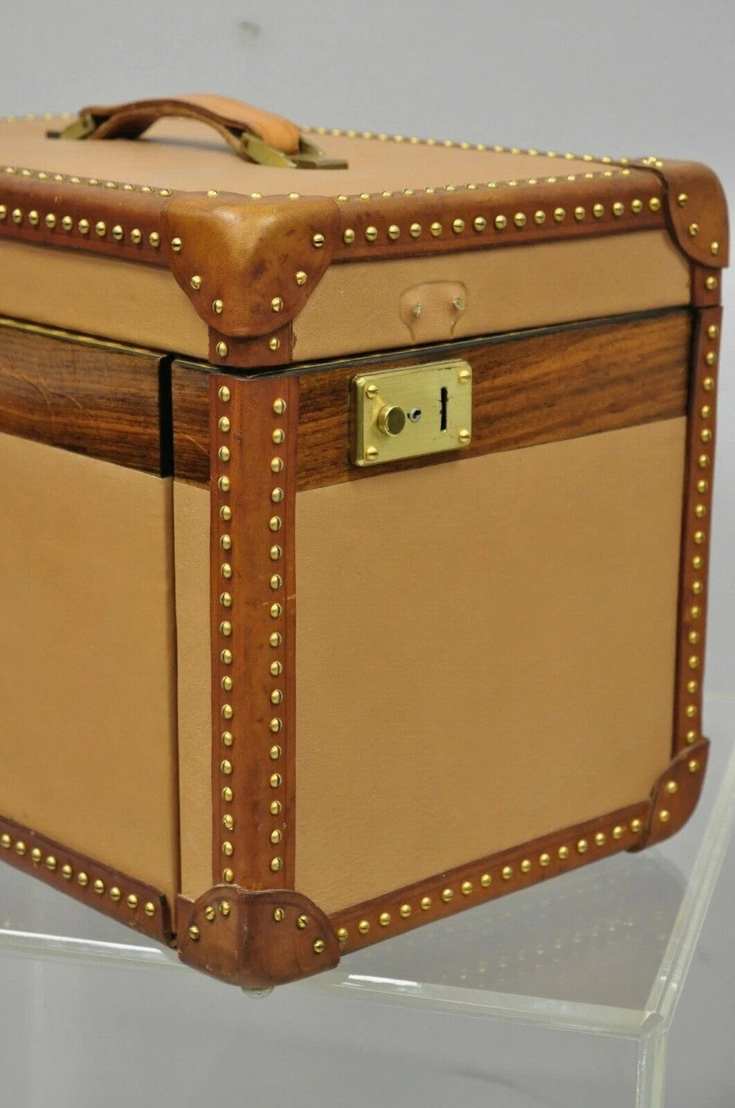 Vintage Custom Italian Leather Toiletry Box Case Travel Trunk w/ Brass Nail Trim