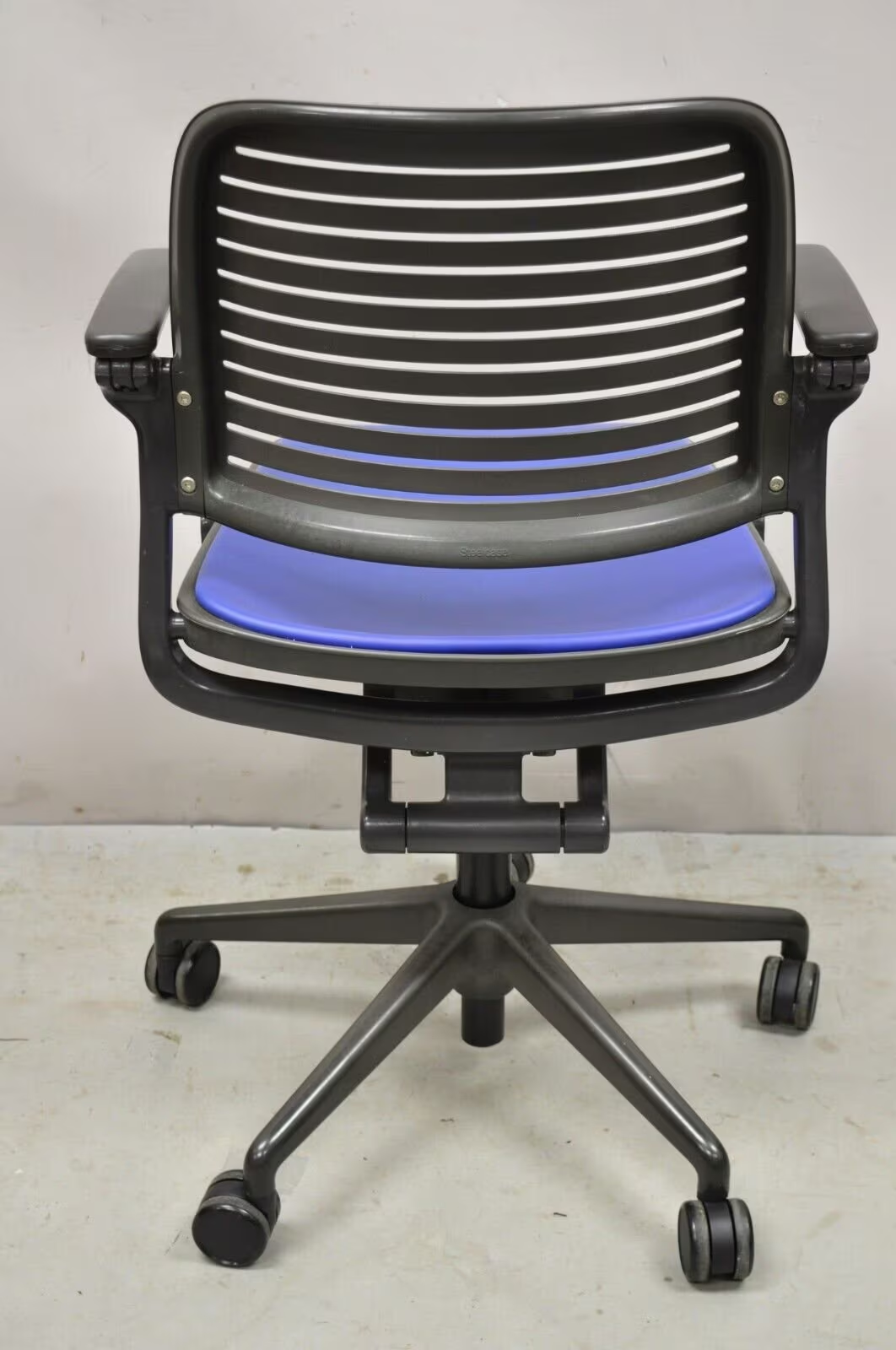 Steelcase 487 Cachet Swivel Office Desk Chair with Blue Seat - a Pair