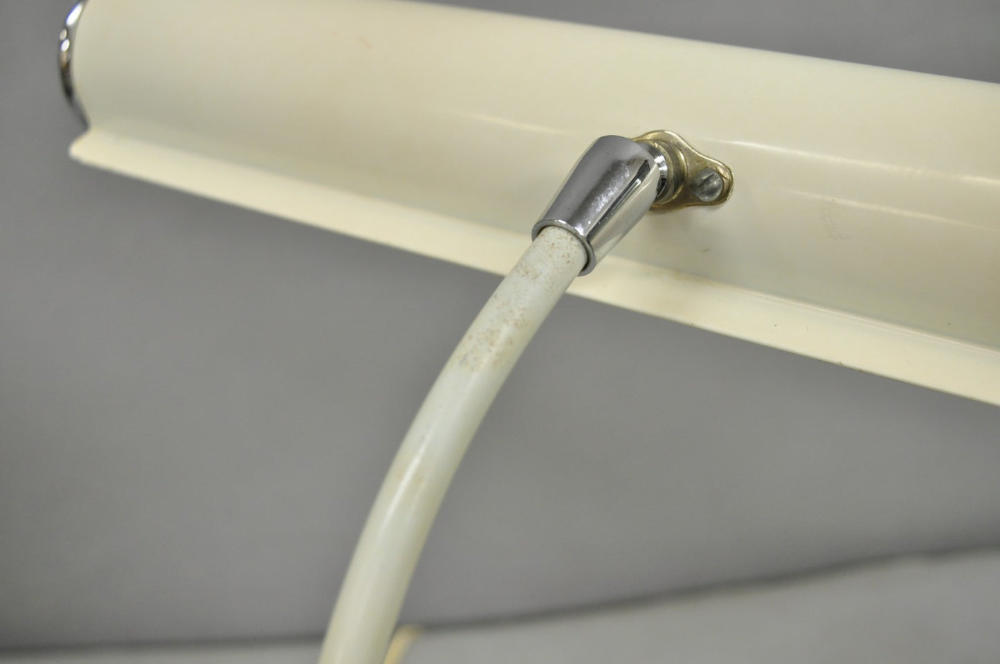 Vintage Mid Century Modern White Enamel Metal Arch Desk Lamp w/ Chrome Accents