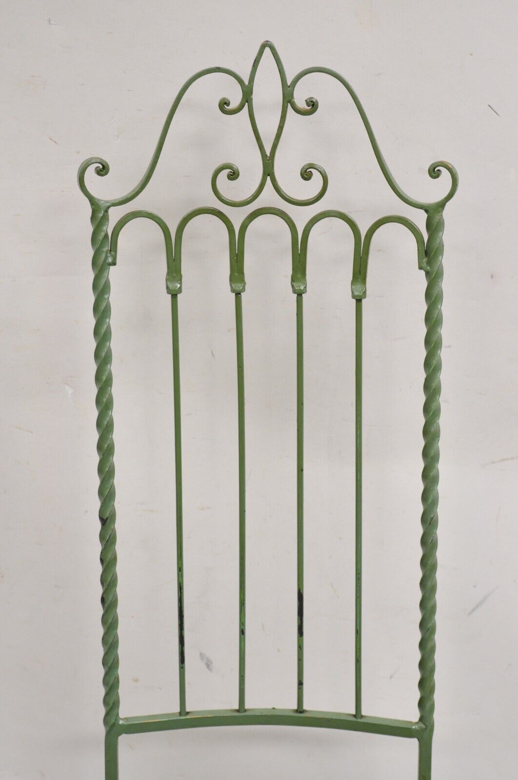 Vintage Gothic Hollywood Regency Style Green Wrought Iron Dining Chair Single
