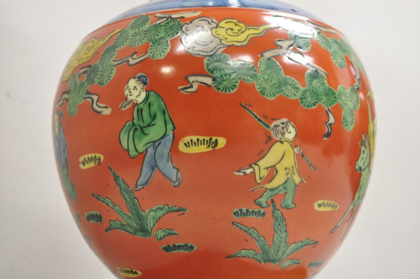 Vintage Chinoiserie Bulbous Porcelain Vase Oriental Figural Painted Table Lamp