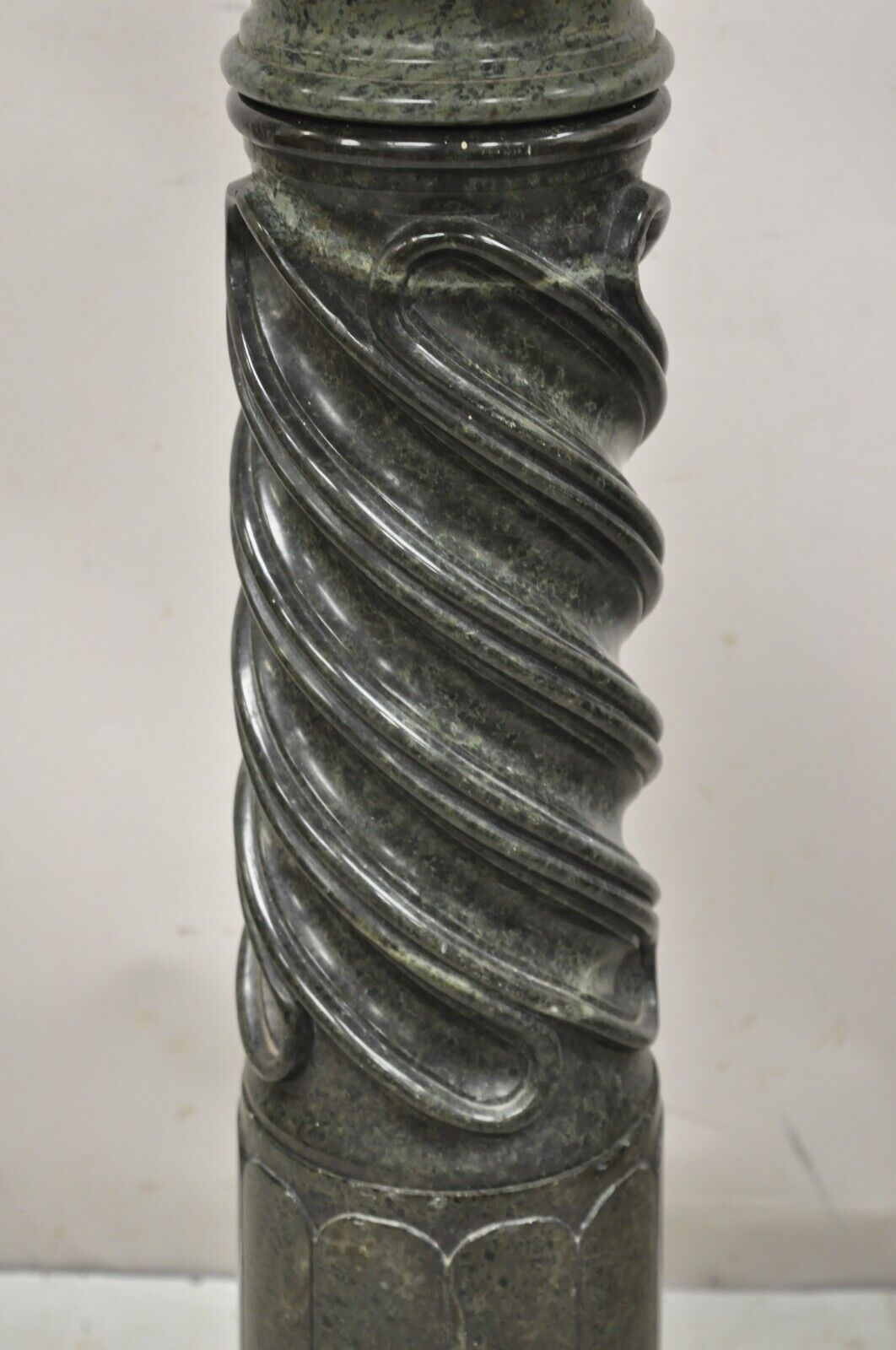 Italian Classical Style Green Marble Spiral Carved Round Pedestal Plant Stand