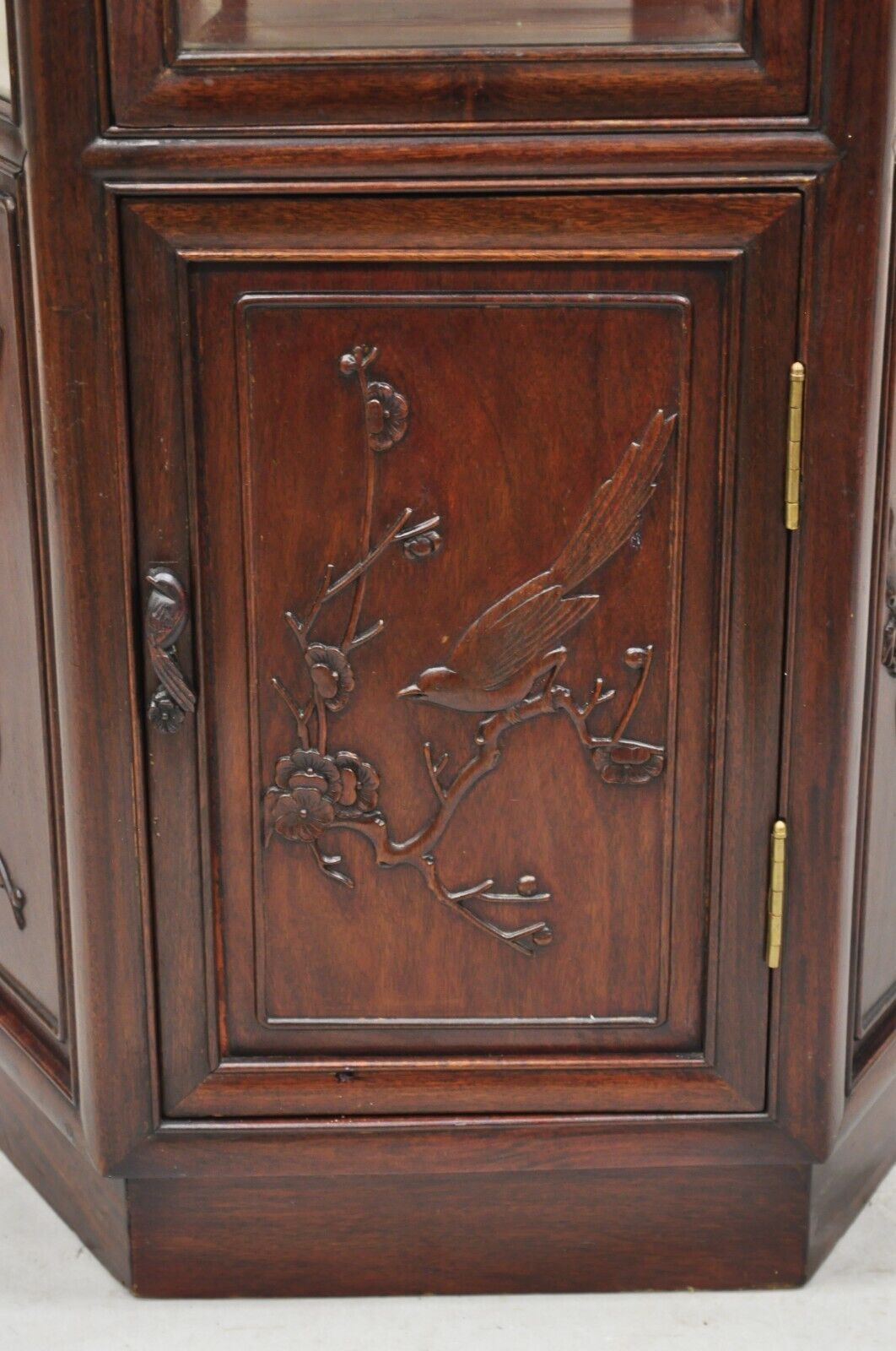 Vtg Oriental Chinoiserie Asian Mahogany Hexagonal Lighted Display Curio Cabinet