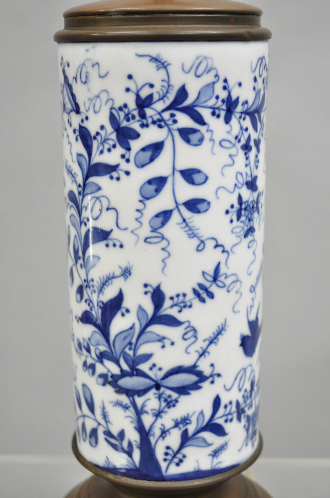 Antique Chinoiserie Blue and White Porcelain Jardiniere Bird & Vine Table Lamp