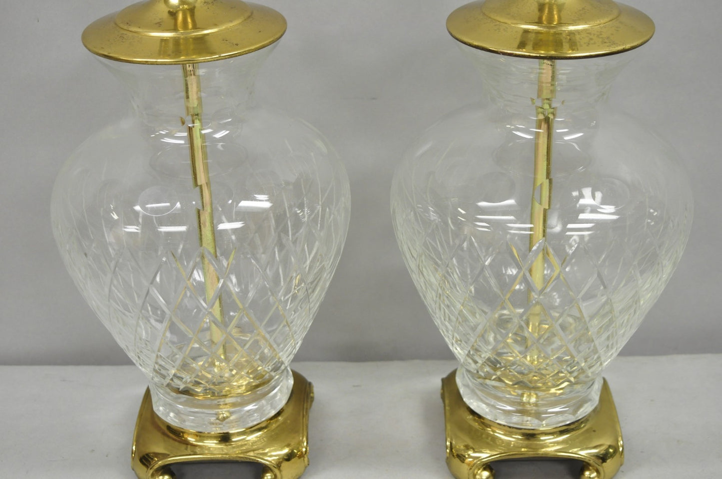 Vintagte Chinoiserie Diamond Crystal Glass Ginger Jar Brass Table Lamps - a Pair