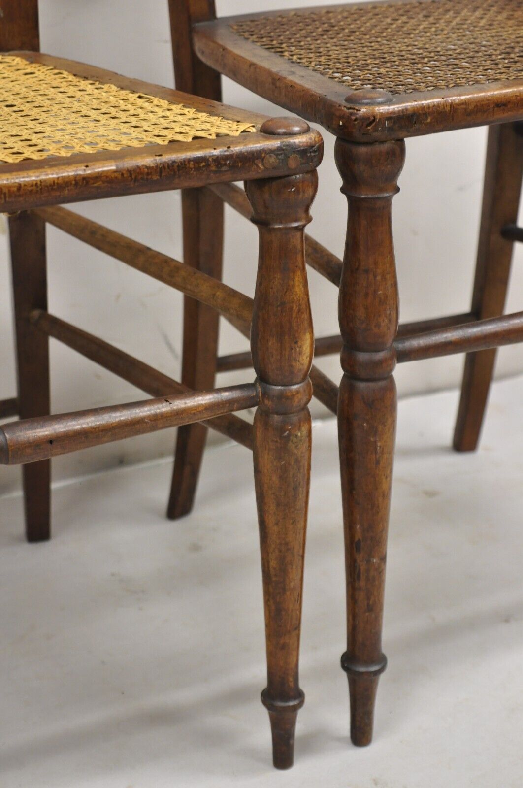 Antique Italian Biedermeier Arts & Crafts Walnut Bowtie Chiavari Side Chair Pair