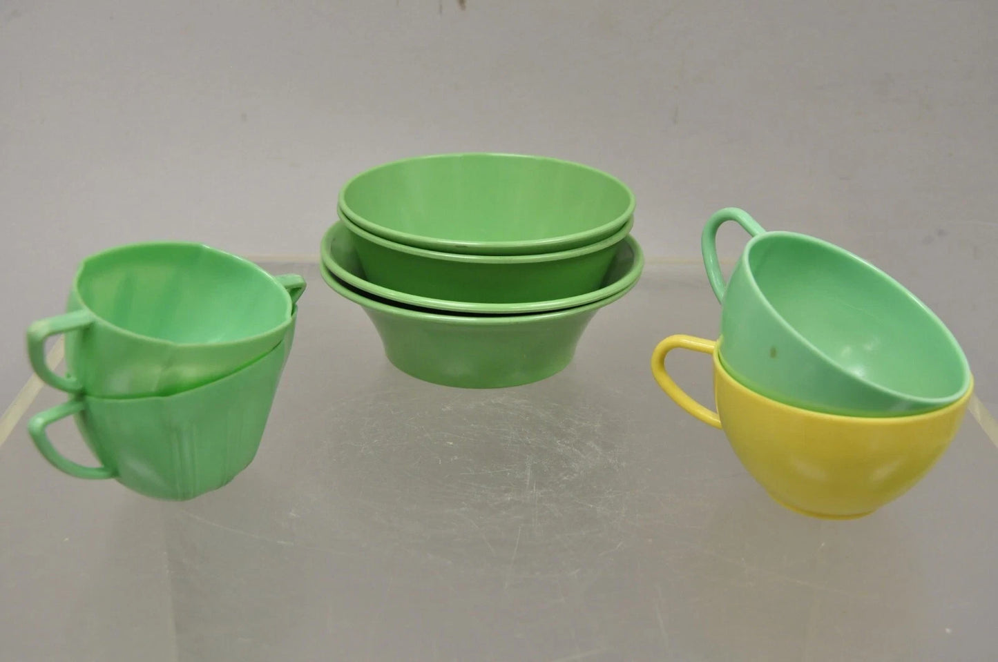 Vintage Art Deco Green & Yellow Bonny Ware Safetyware Bowl Set - 8 Pc Set