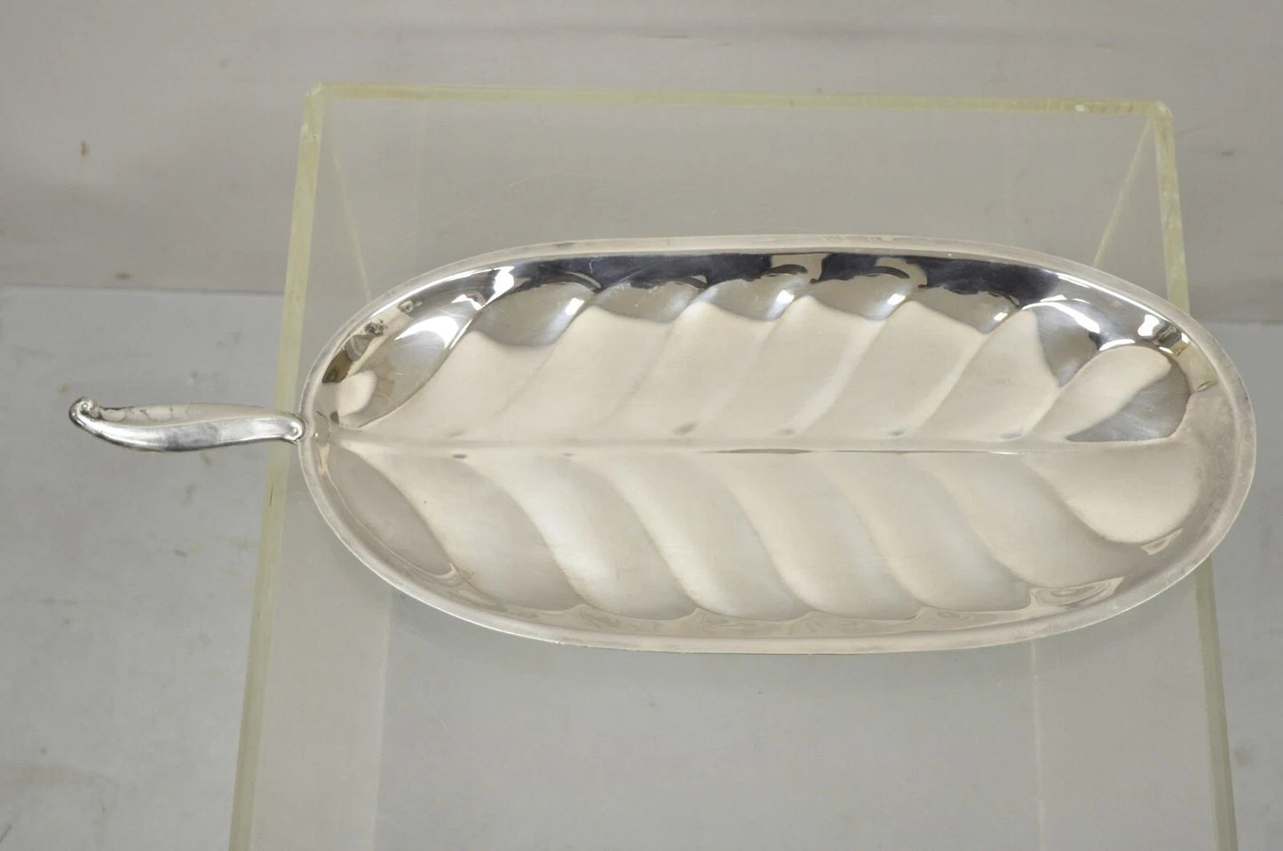 F.B. Rogers Silver Plated Oval Leaf Form Serving Bar Tray Platter with Handle