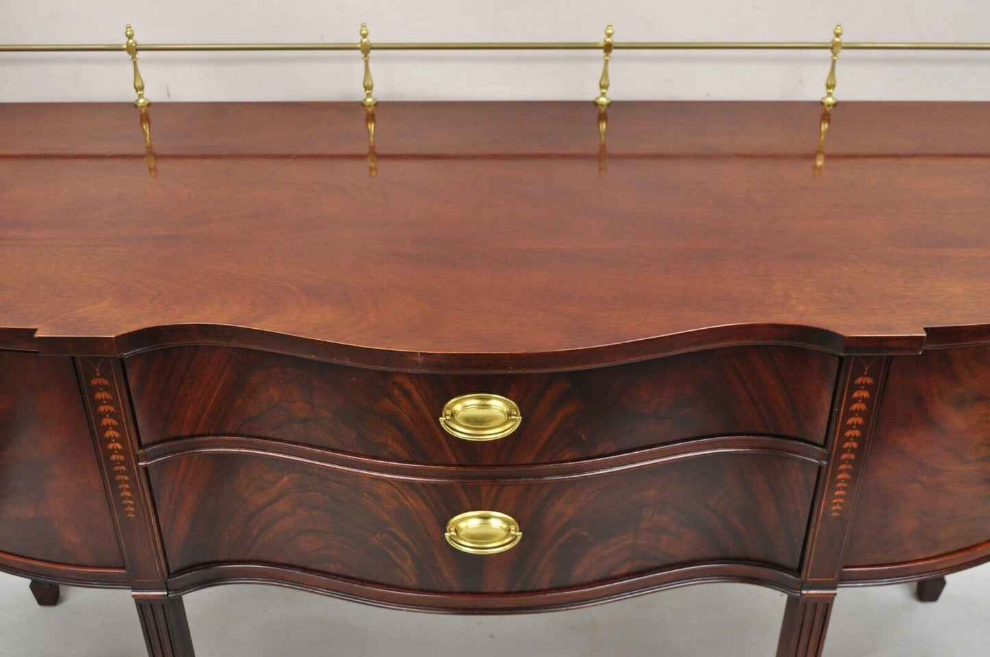 Thomasville Hepplewhite Federal Inlaid Mahogany Brass Gallery Sideboard Buffet
