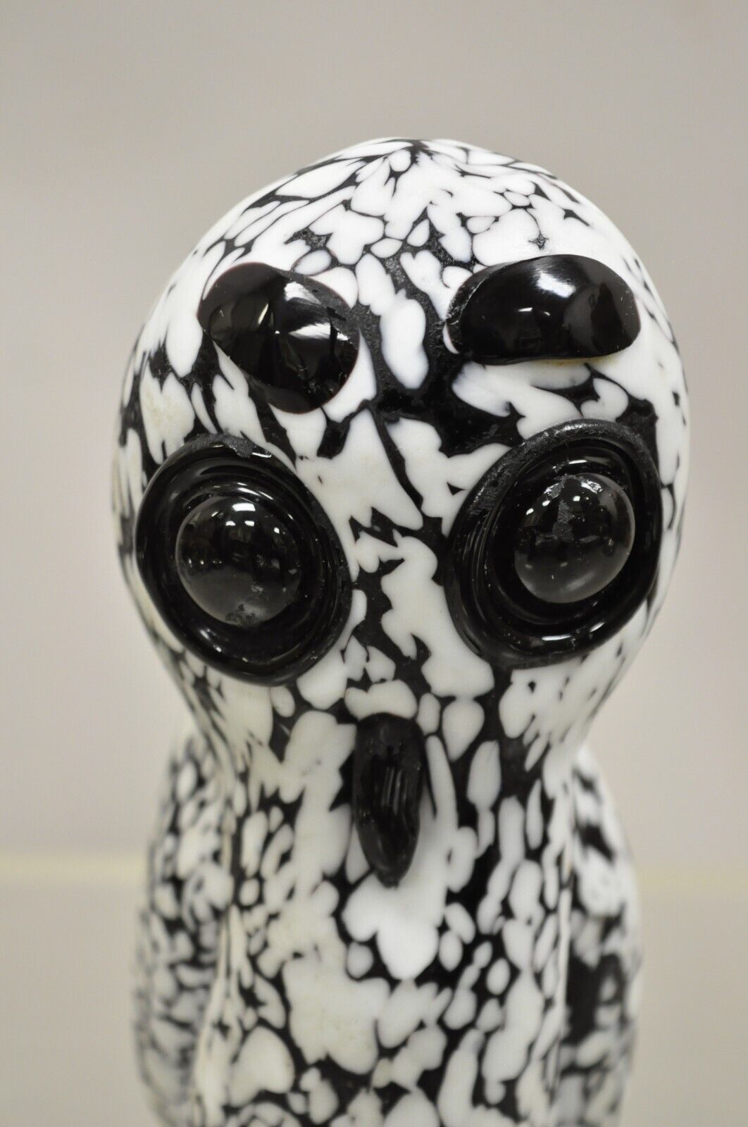 Vtg Italian Mid Century Heavy Art Glass Owl Figure Paperweight Black and White